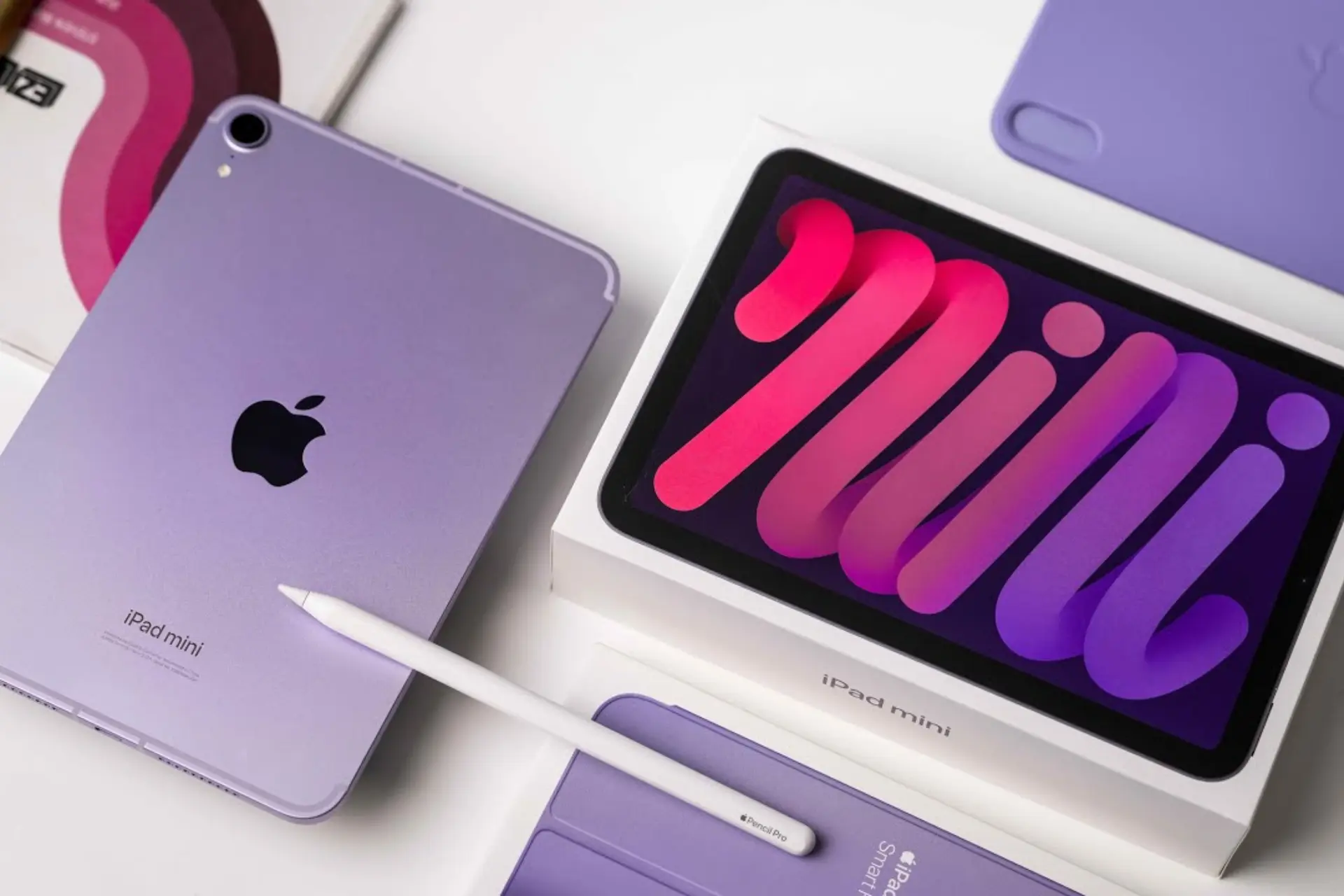 Pin iPad Mini 7 dùng được bao lâu? Tìm hiểu thời gian xem video, học tập và chơi game  