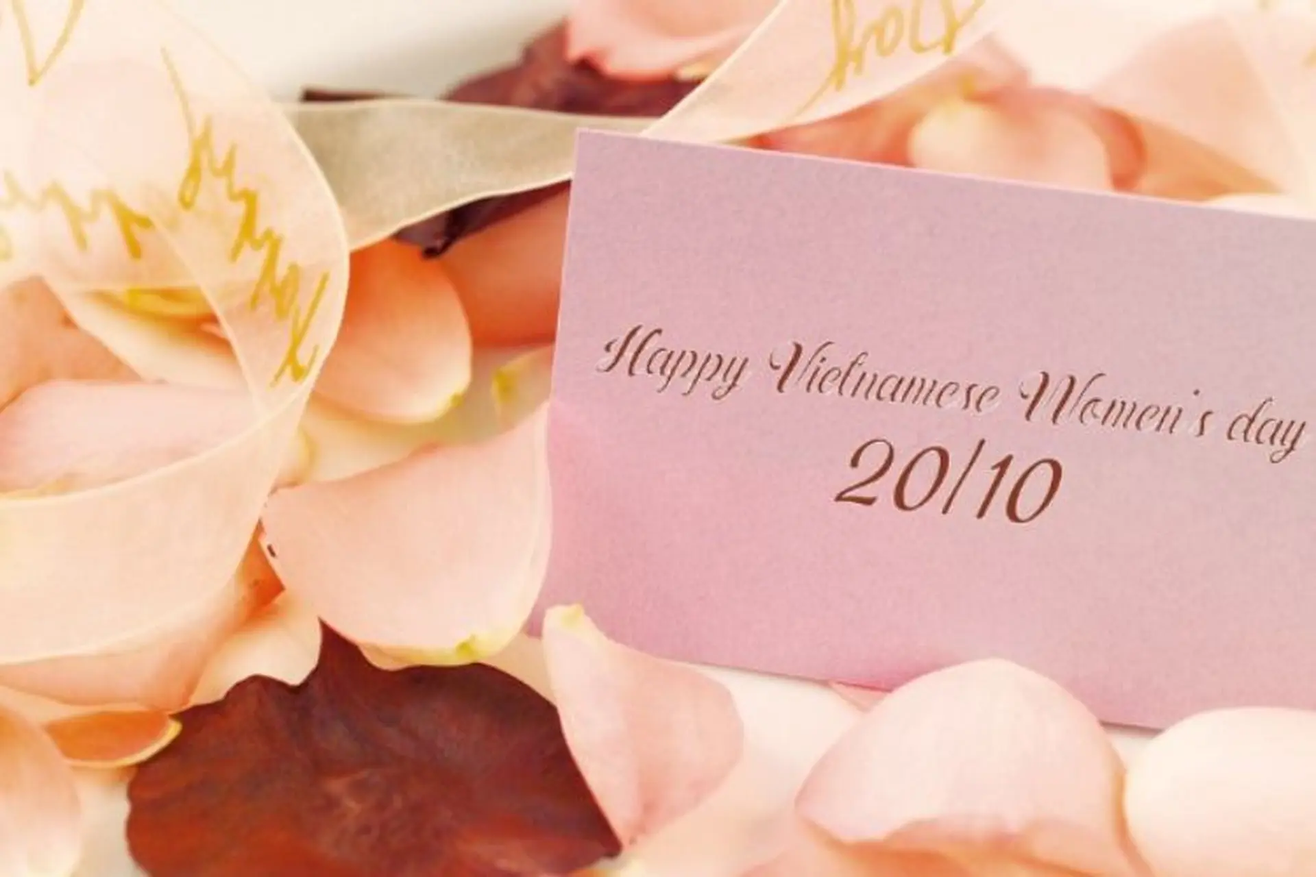 Tổng hợp STT 20/10 cho khách hàng tạo thiện cảm ấn tượng nhất mà bạn không nên bỏ lỡ