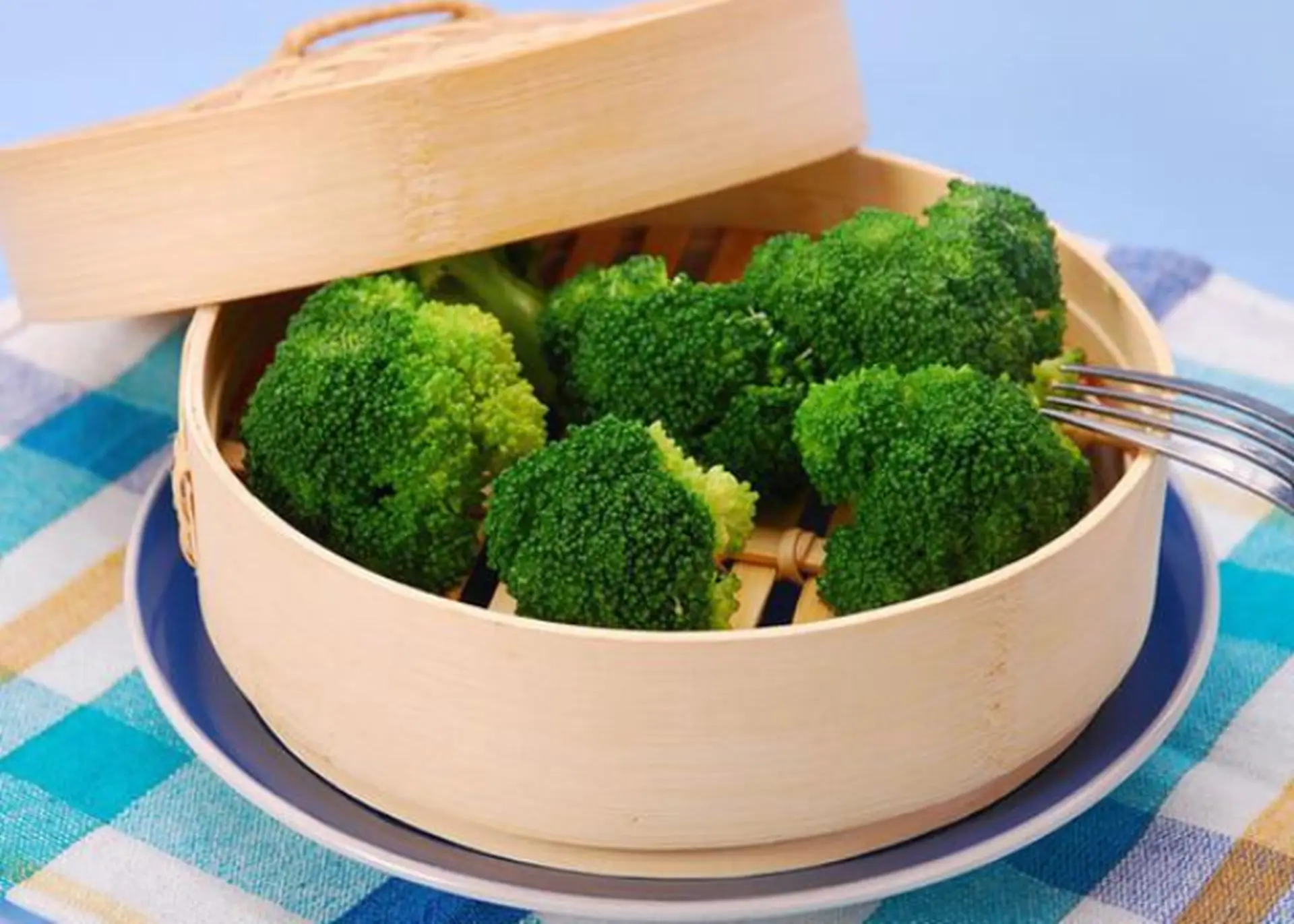 Súp lơ bao nhiêu calo? Tìm hiểu giá trị dinh dưỡng và những lưu ý khi sử dụng
