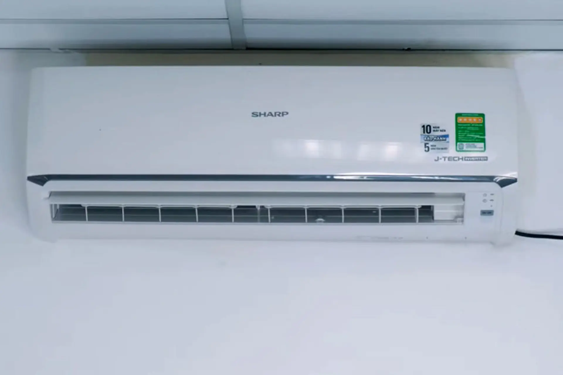 Đánh giá máy lạnh X10ZEW của Sharp: Giải pháp làm mát hiệu quả cho không gian nhỏ