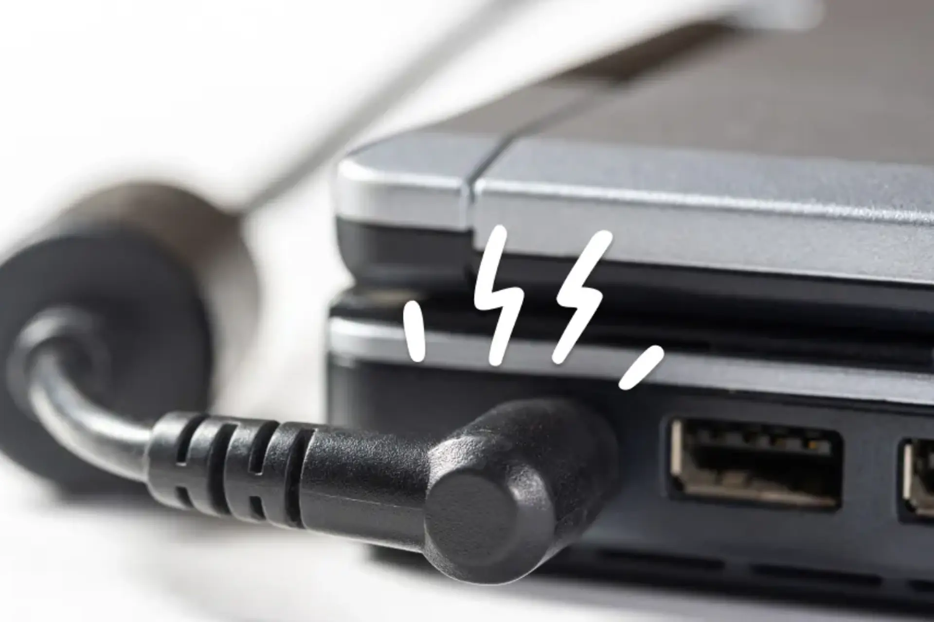 Sửa chân sạc laptop bao nhiêu tiền? Các yếu tố ảnh hưởng chi phí mà bạn nên biết trước khi quyết định