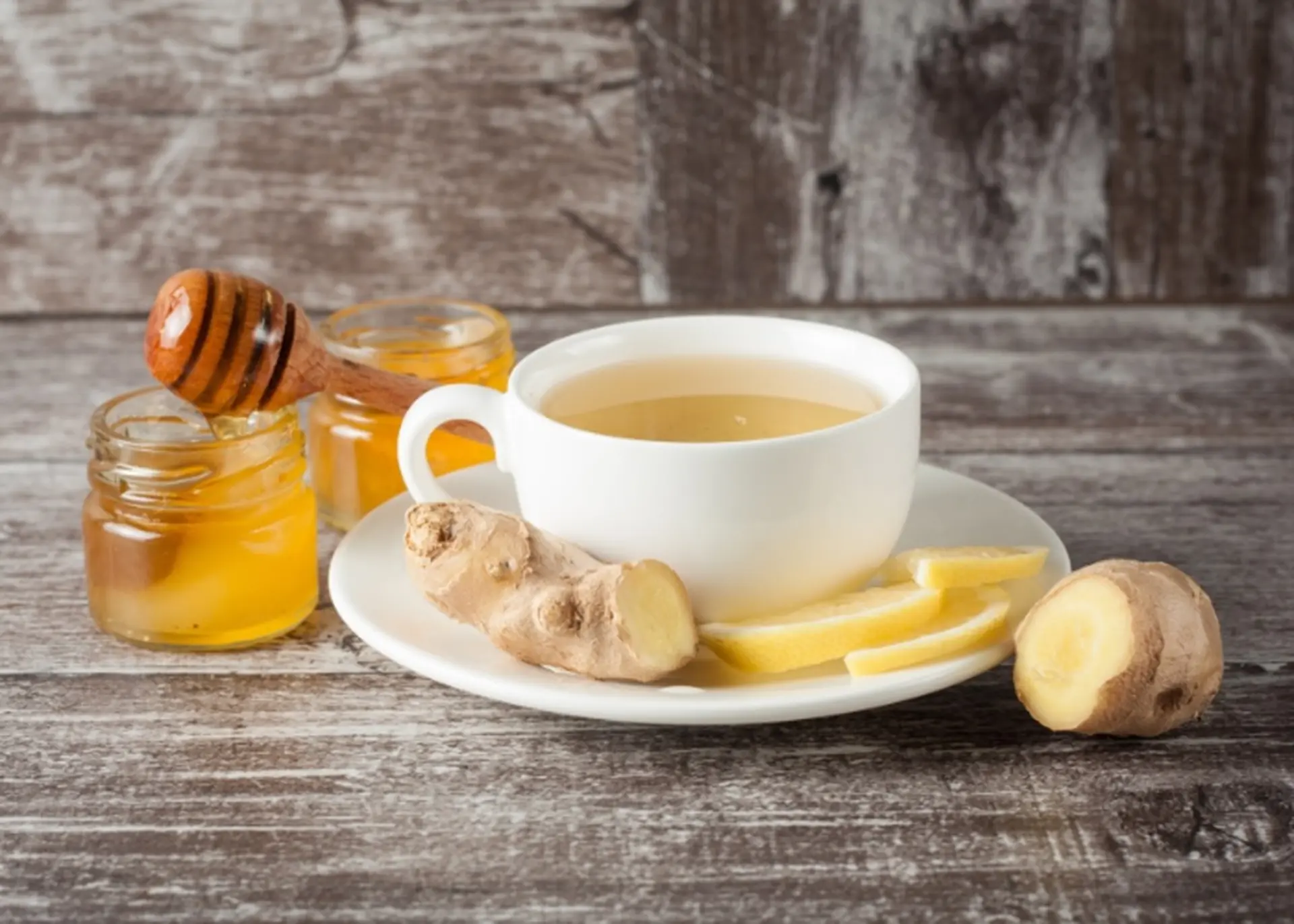 Hướng dẫn cách pha trà xanh mật ong thơm ngon, chuẩn vị, dễ thực hiện ngay tại nhà