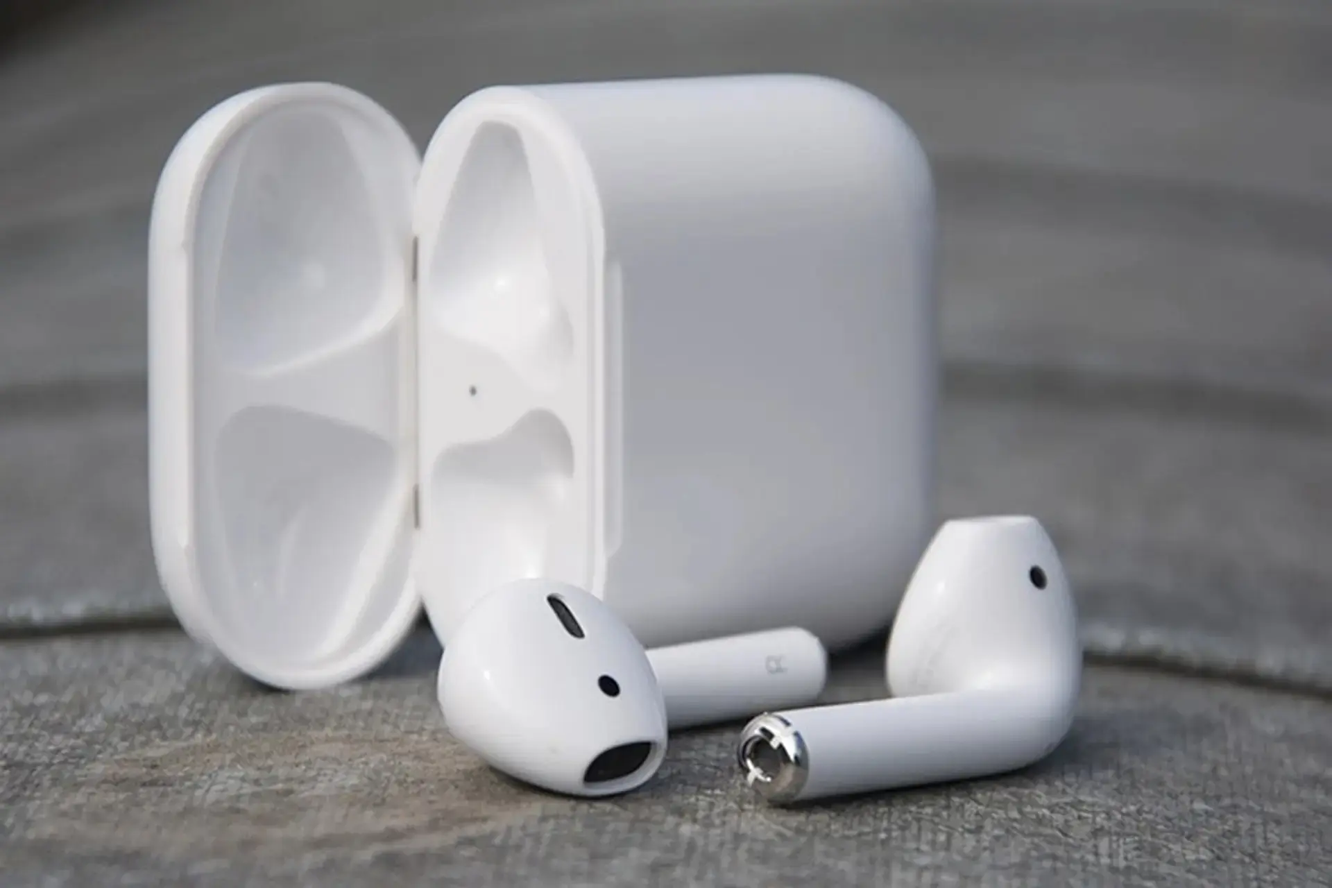 AirPods là gì? Có tính năng gì? Các dòng AirPods nổi bật đáng mua năm 2026
