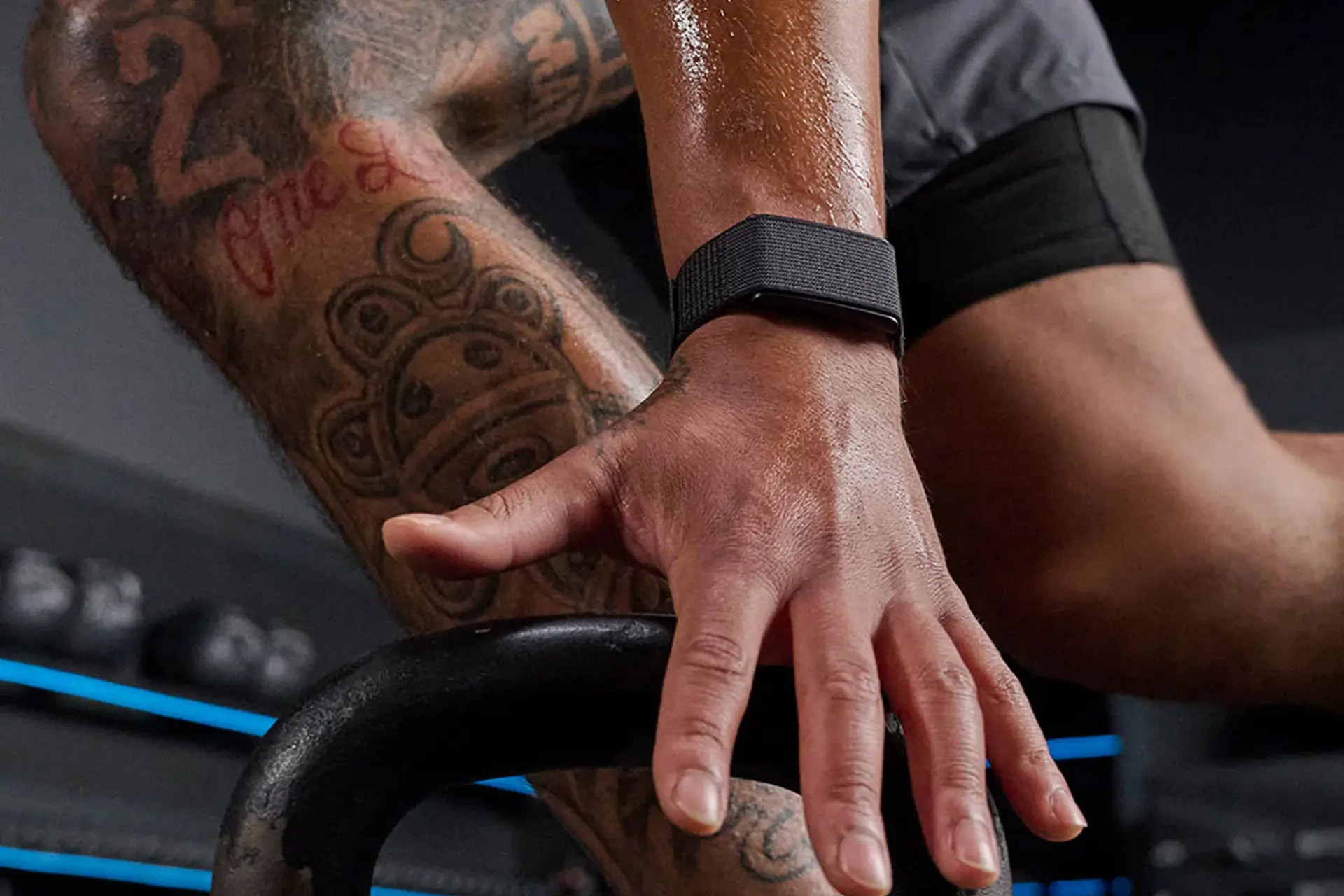 Amazfit Helio Strap 2 lộ diện qua FCC, chuẩn bị cạnh tranh Fitbit Air
