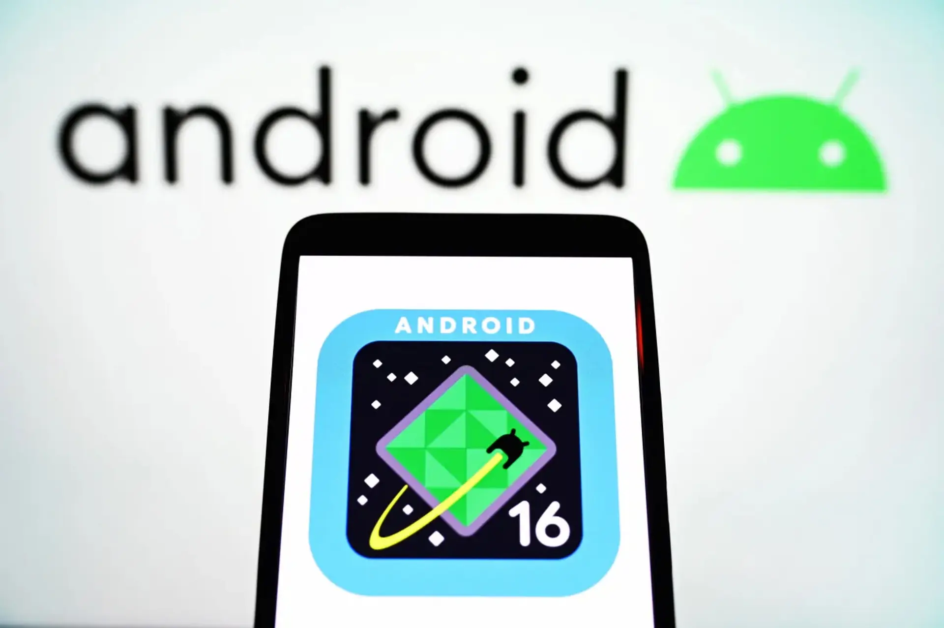 Android 16 bùng nổ cập nhật, trải nghiệm thông minh hơn với AI