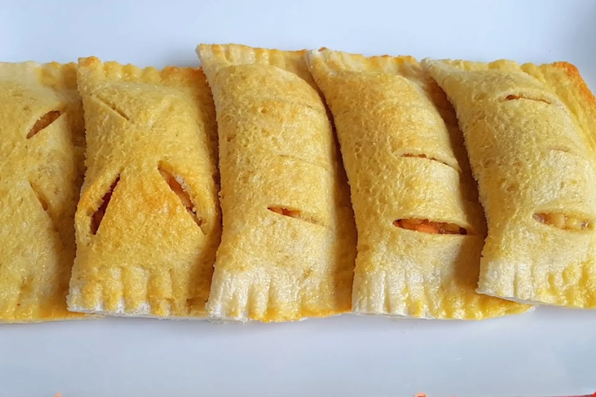 Hướng dẫn cách làm bánh táo nướng bằng sandwich đơn giản với nguyên liệu dễ tìm tại nhà