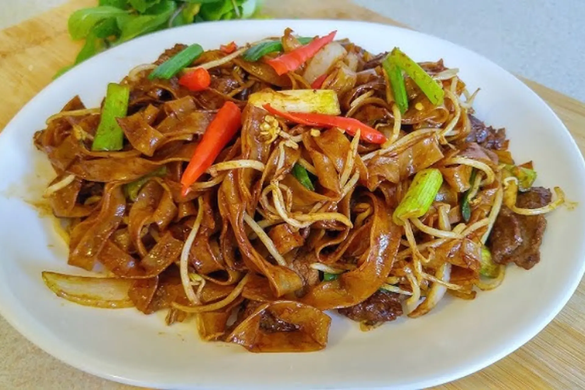 Cách làm phở áp chảo chi tiết. Học ngay bí quyết để có món phở áp chảo ngon như ngoài hàng