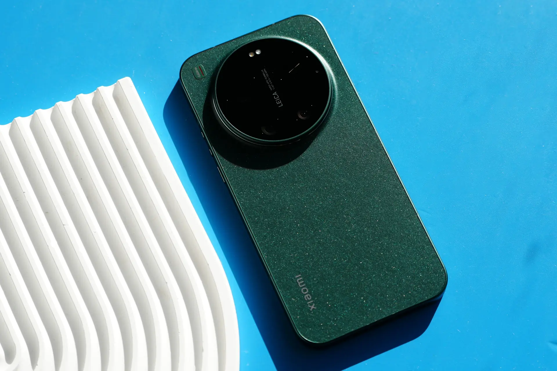 Ảnh thực tế Xiaomi 17 Ultra phô diễn vẻ đẹp đẳng cấp flagship