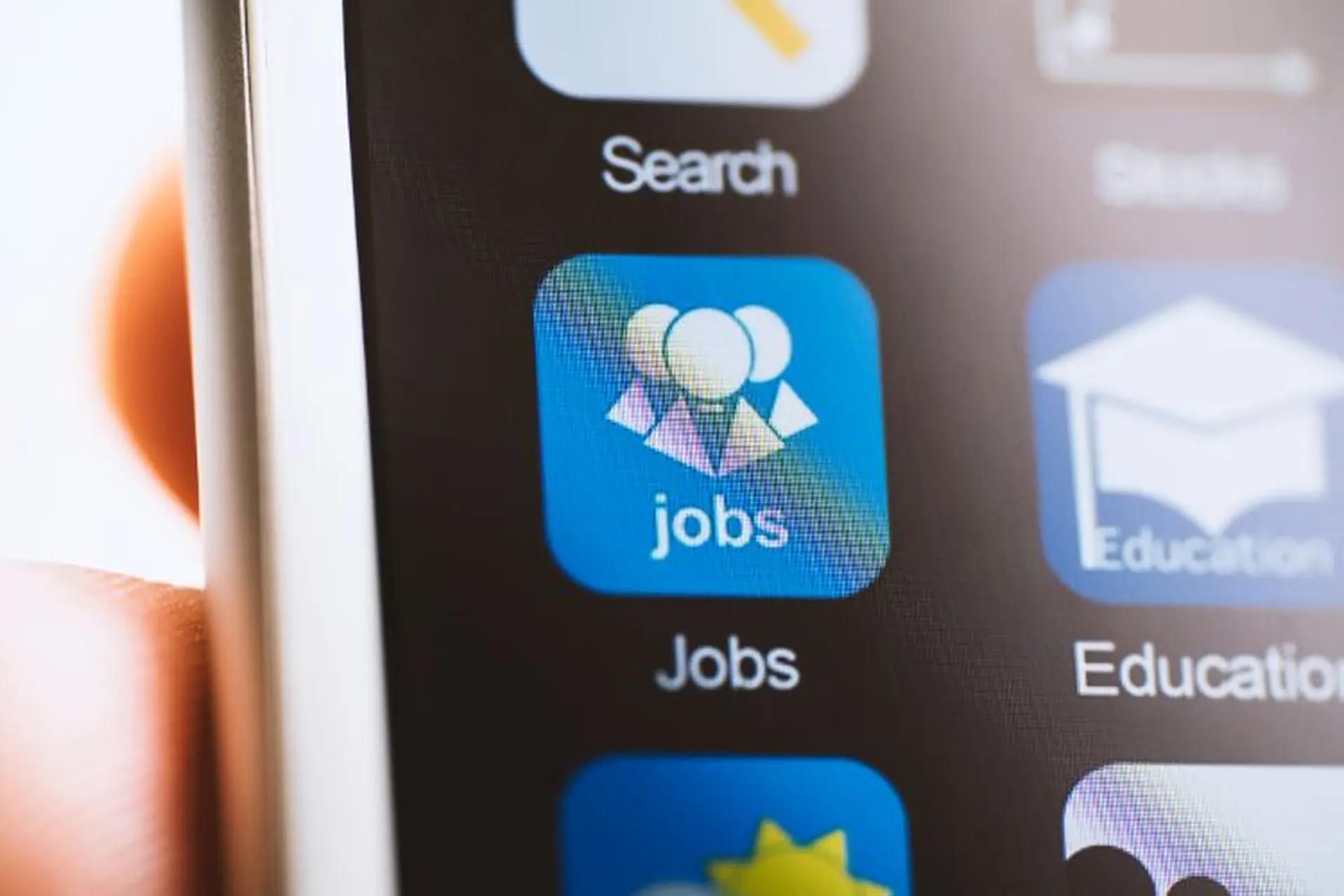 Top 8 app tìm việc uy tín nhất hiện nay giúp bạn nhanh chóng có được công việc phù hợp