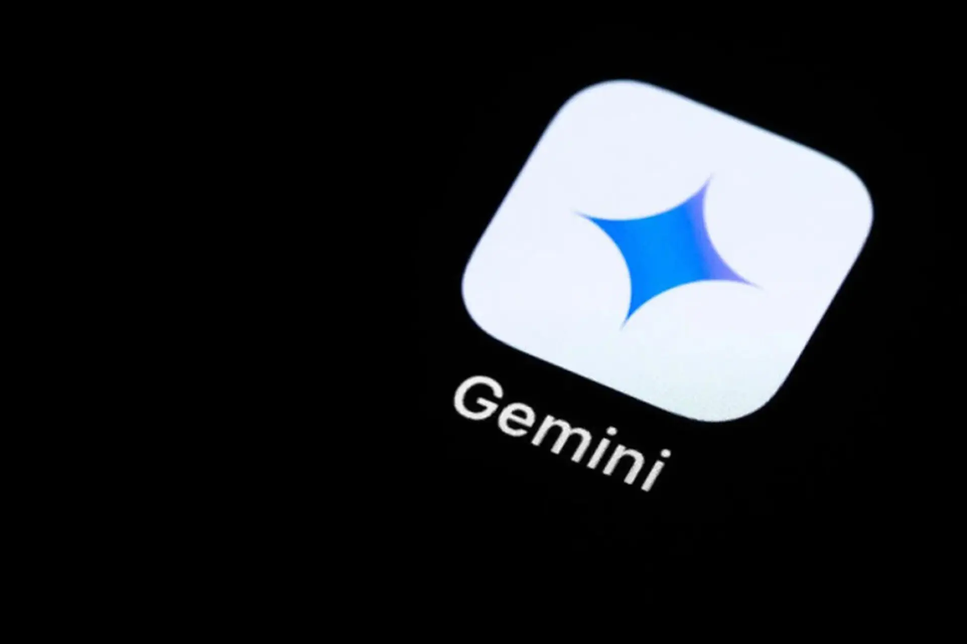 Apple sắp tích hợp Google Gemini vào Apple Intelligence