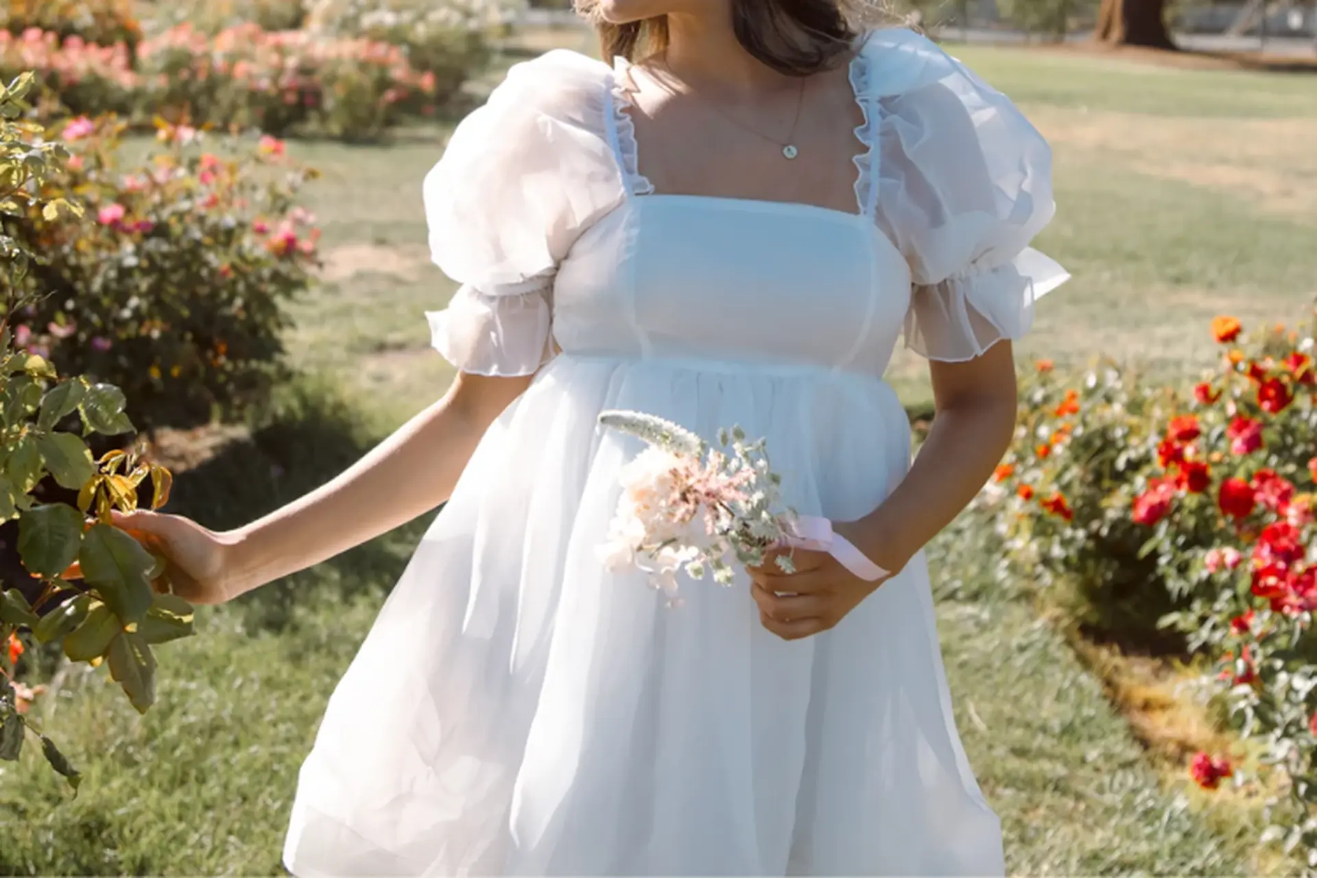 Babydoll là gì? Khám phá style thời trang ngọt ngào, dễ thương và cách phối đồ phù hợp