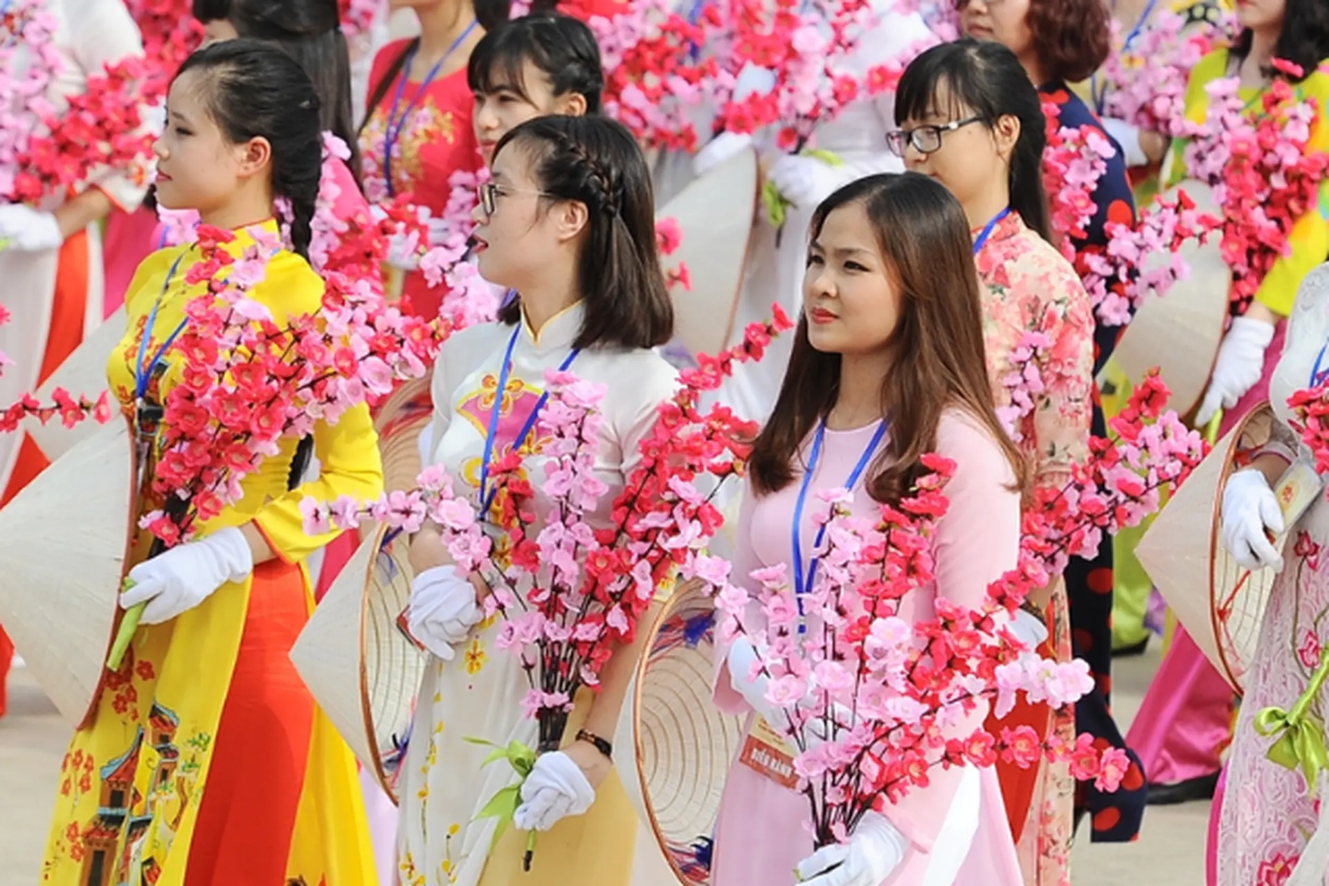 Bật mí bài phát biểu 20/10 ngắn gọn nhưng đầy ý nghĩa và ấn tượng, khiến ai cũng xúc động