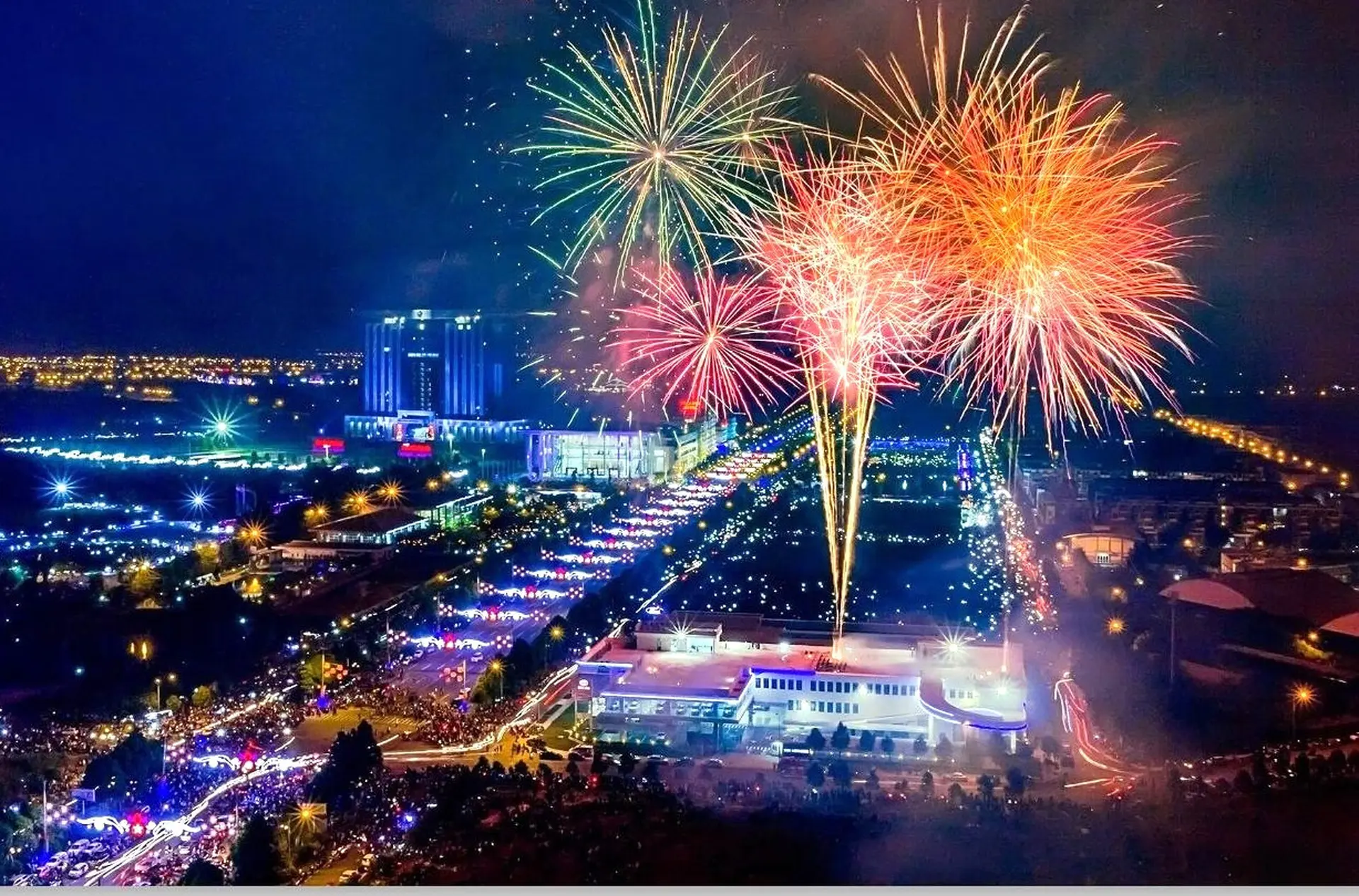 Các địa điểm bắn pháo hoa Tết Dương lịch 2026 tại Hà Nội và TP.HCM