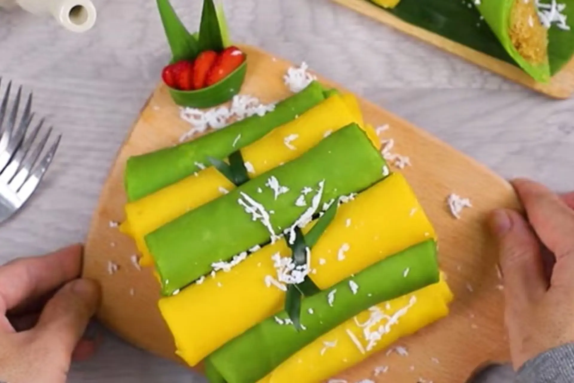 Hướng dẫn cách làm bánh crepe dừa ngay tại nhà, đảm bảo thành công ngay từ lần thử đầu tiên