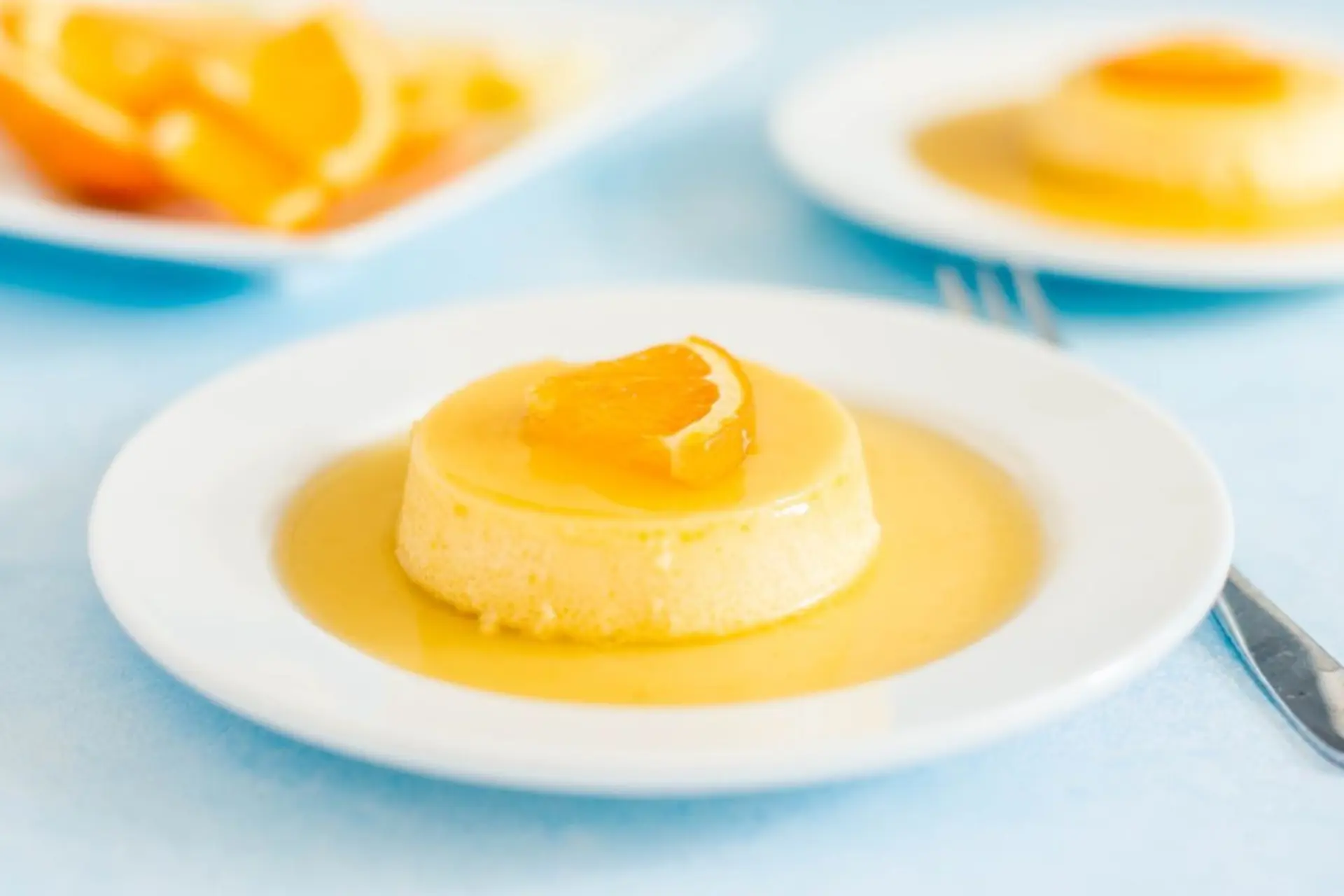 Cách làm bánh flan cam vàng óng, hương vị thanh mát, ăn một lần là nhớ mãi