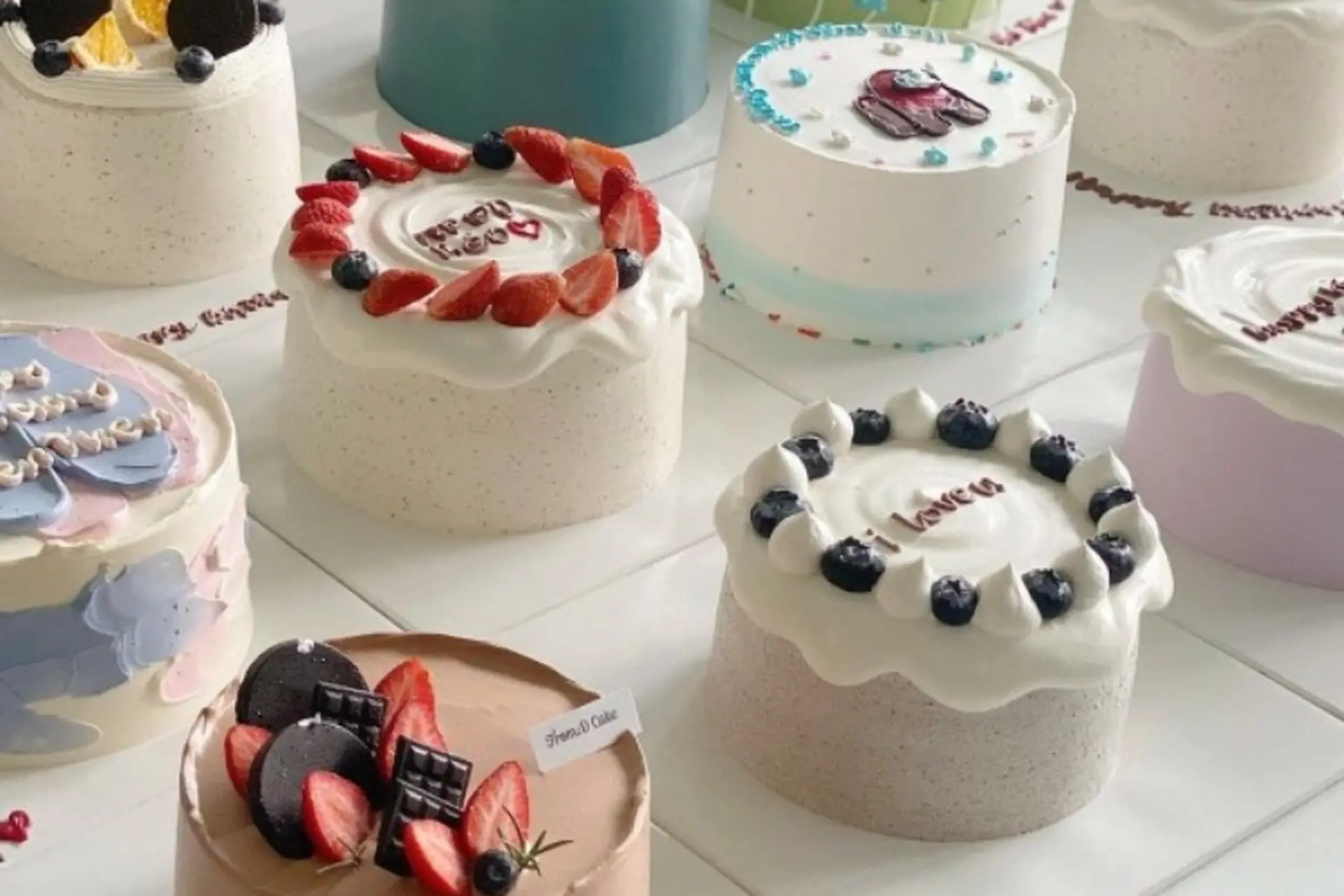 Những mẫu bánh kem mini trang trí sáng tạo và bắt mắt - Éclair & Tea