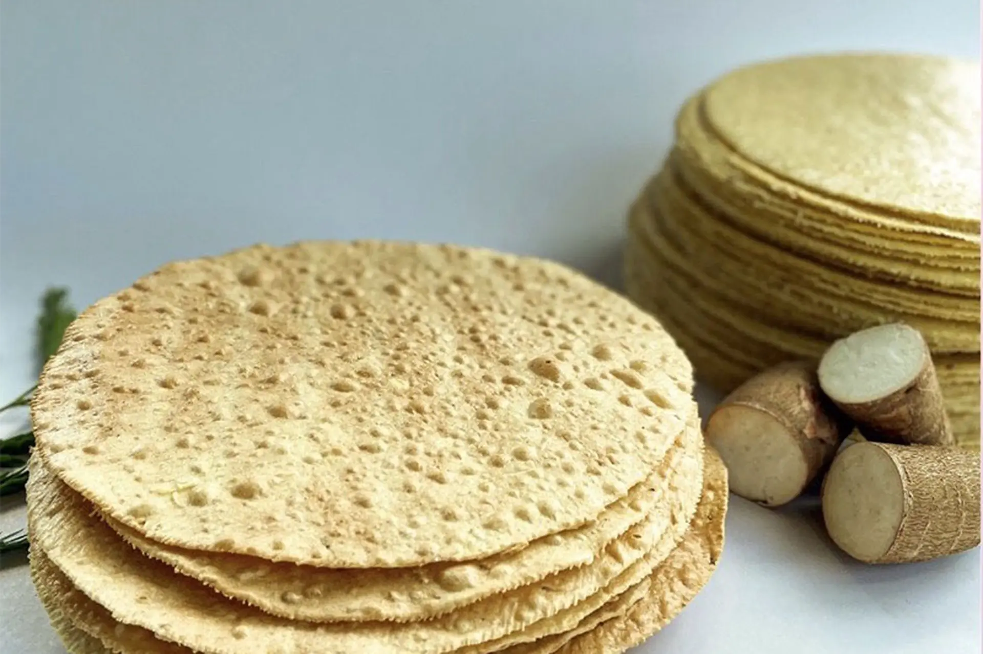 Tìm hiểu bánh phồng mì: Món ăn vặt dân dã, cách làm truyền thống và mẹo bảo quản giòn ngon lâu ngày