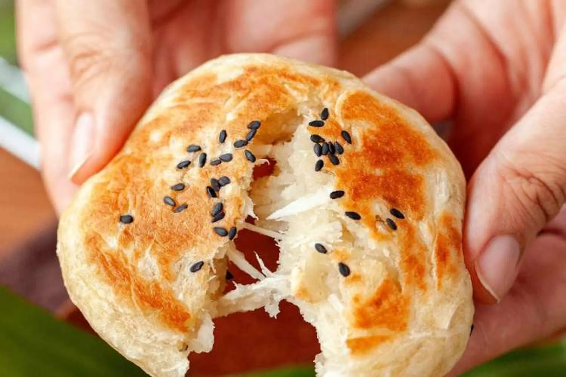 Cách làm bánh sắn nướng thơm béo, dẻo mềm, hấp dẫn bằng nồi chiên không dầu cực dễ tại nhà