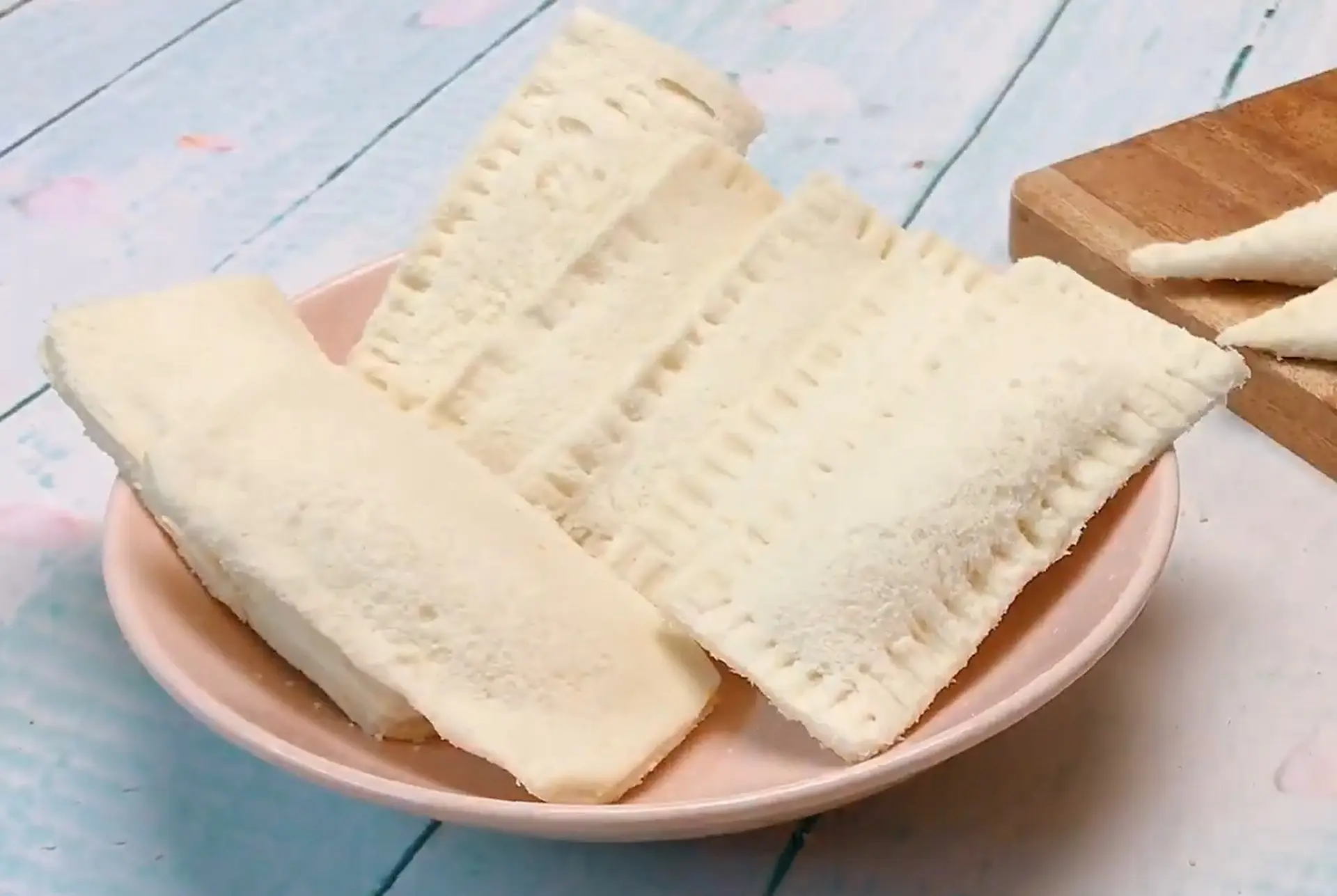 Bí quyết làm bánh sandwich sữa chua đang “gây bão” siêu dễ với nhân béo ngậy!