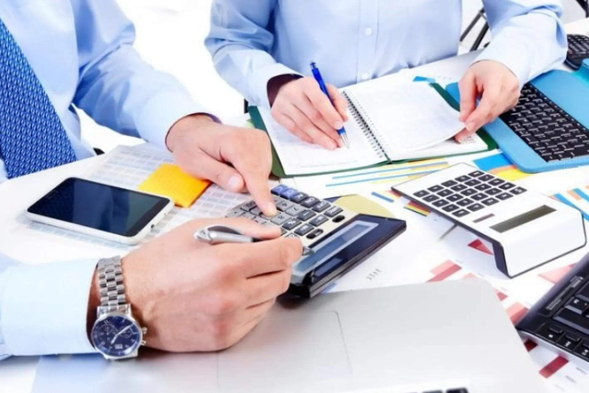 Báo cáo lưu chuyển tiền tệ là gì? Hướng dẫn đọc, phân tích và áp dụng hiệu quả trong doanh nghiệp