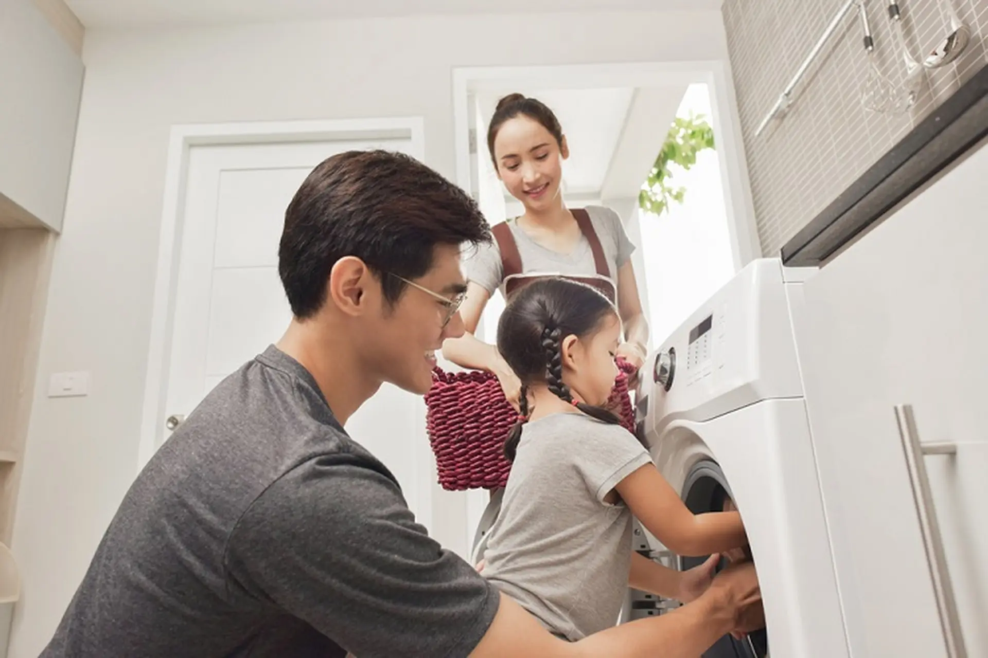 Mẹo bảo dưỡng đồ điện máy bền lâu trong gia đình lớn: Bí kíp để thiết bị ít hư hỏng hơn