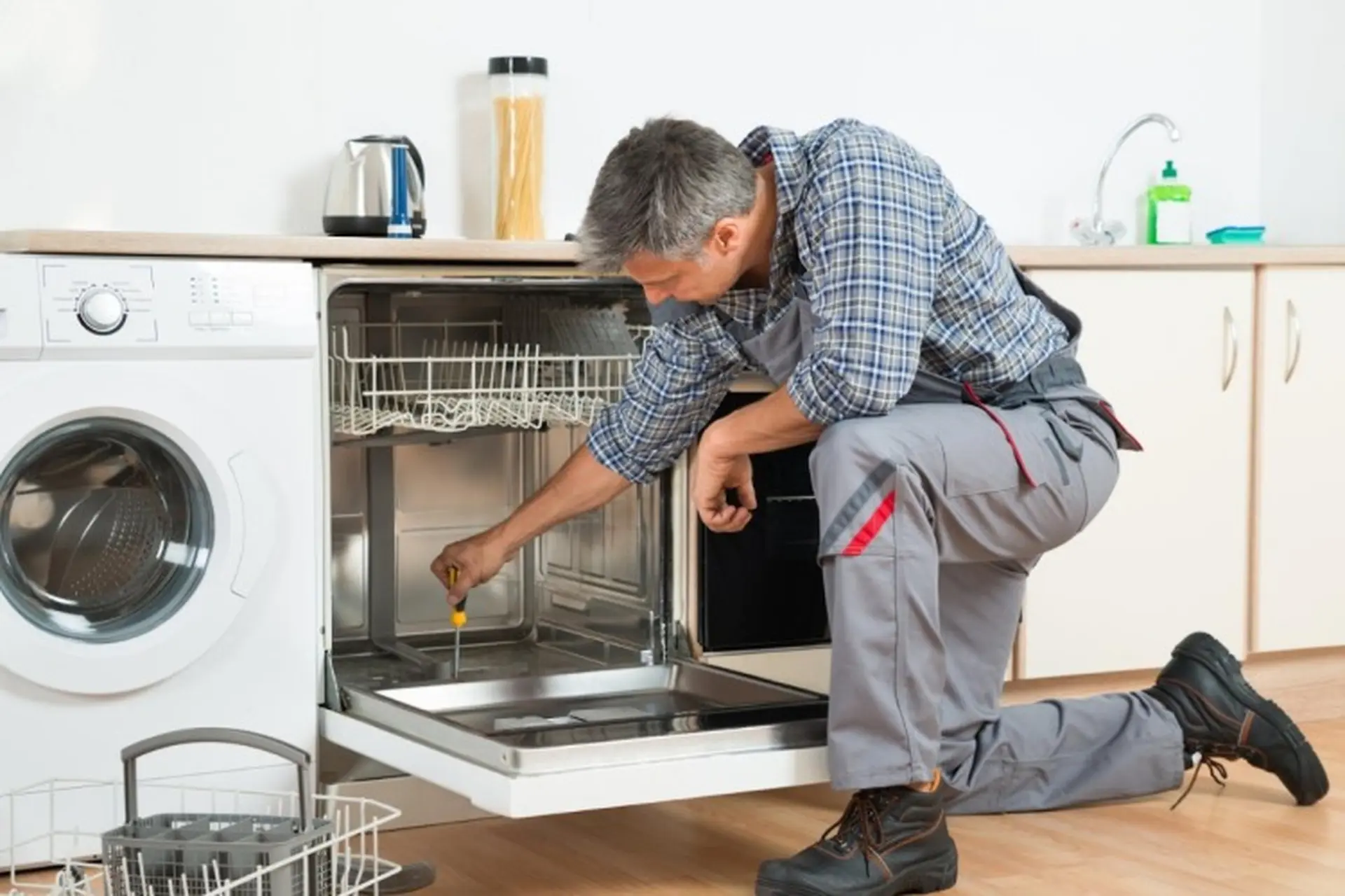 Chính sách bảo hành chính hãng máy rửa bát Bosch