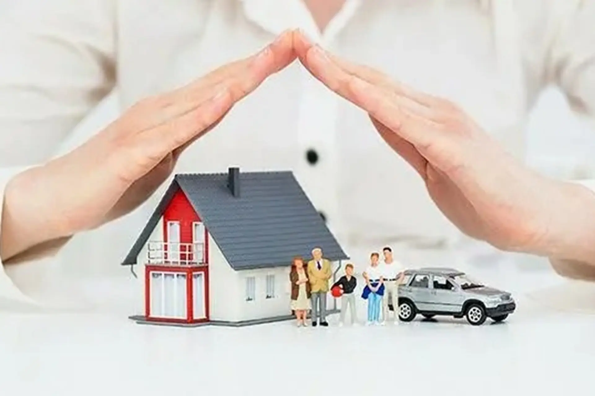 Bảo hiểm phi nhân thọ là gì? Khái niệm, đặc điểm và cách phân biệt với bảo hiểm nhân thọ