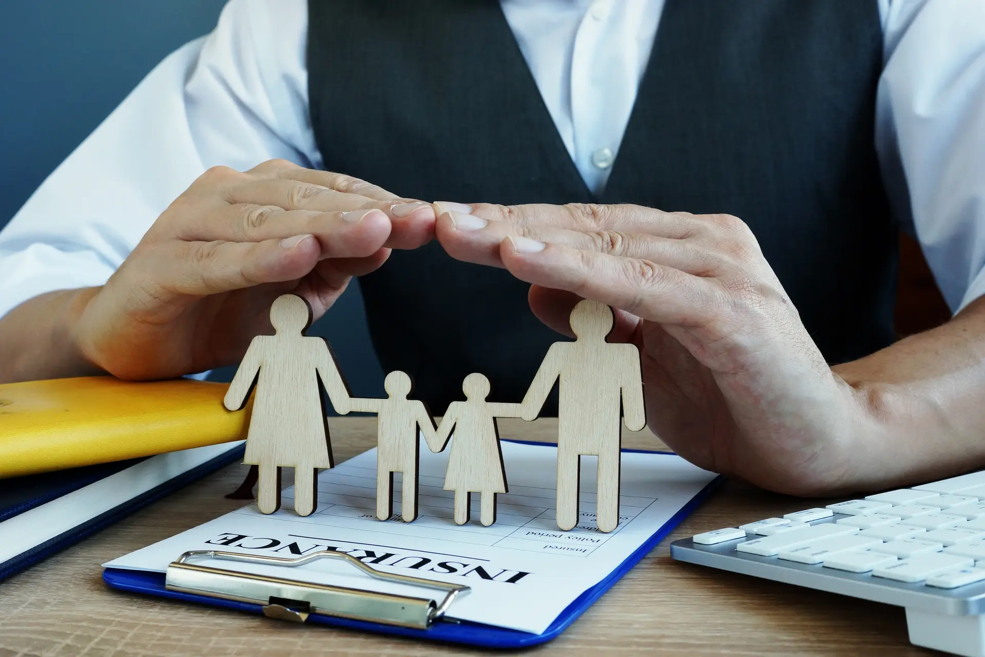 Bảo hiểm tử kỳ là gì? Tìm hiểu đặc điểm, quyền lợi và lý do nên tham gia để bảo vệ gia đình
