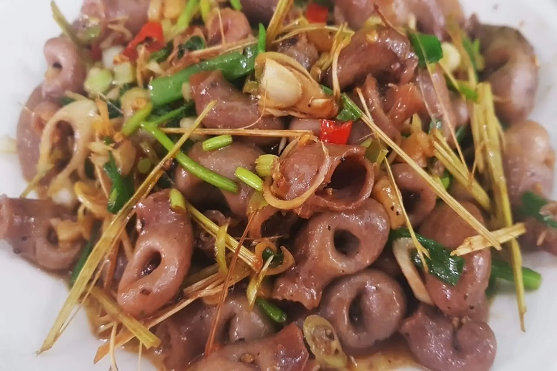 bao tử cá xào sa tế