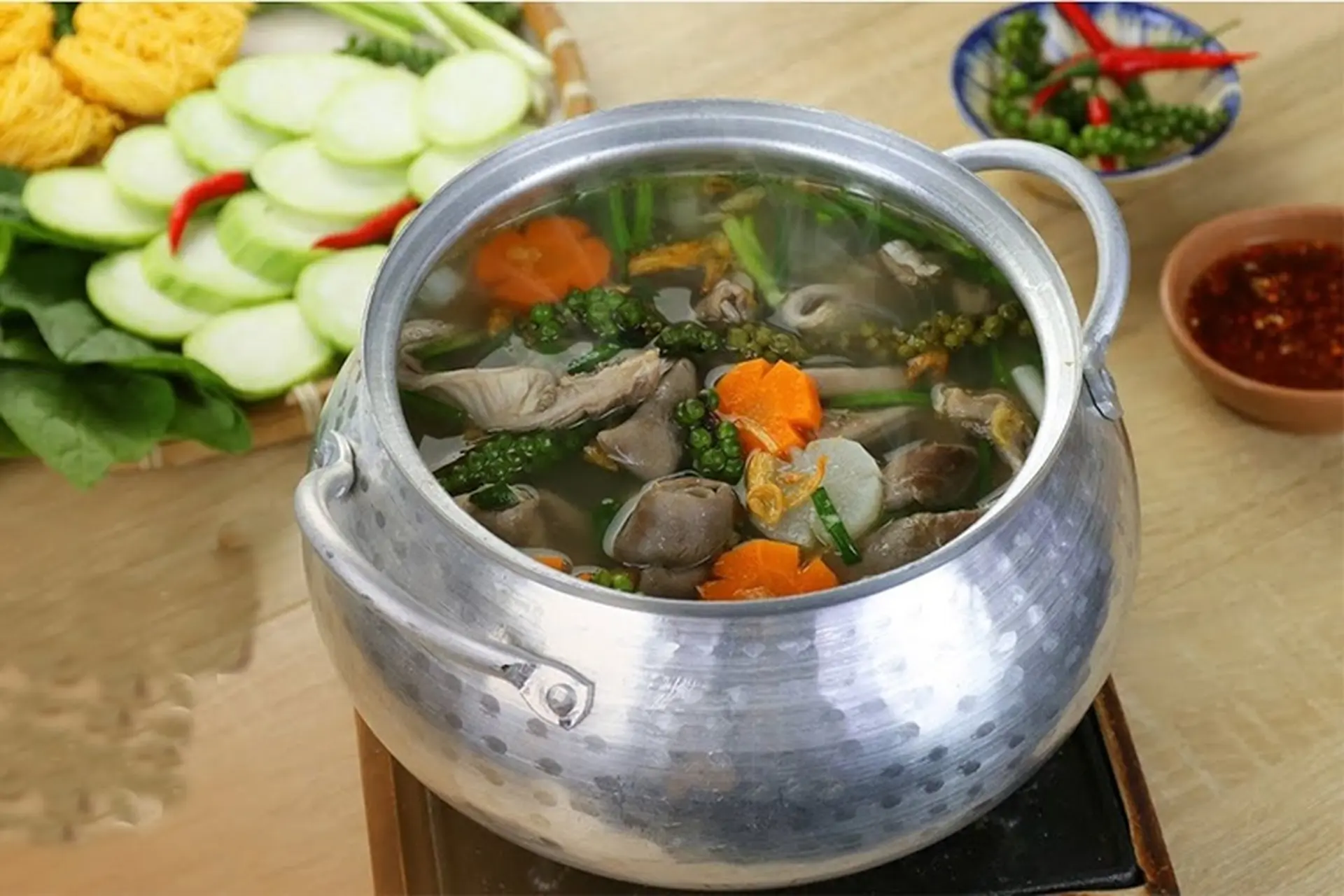 Hướng dẫn cách làm bao tử cá hầm tiêu giòn sừn sựt, đậm đà hương vị thơm ngon