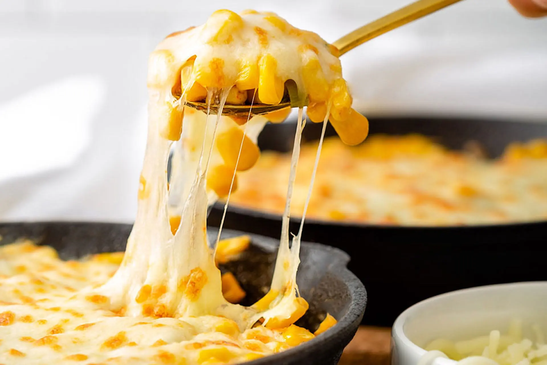 Khám phá cách làm bắp xào phô mai ngon đúng chuẩn ngay tại nhà dễ như trở bàn tay