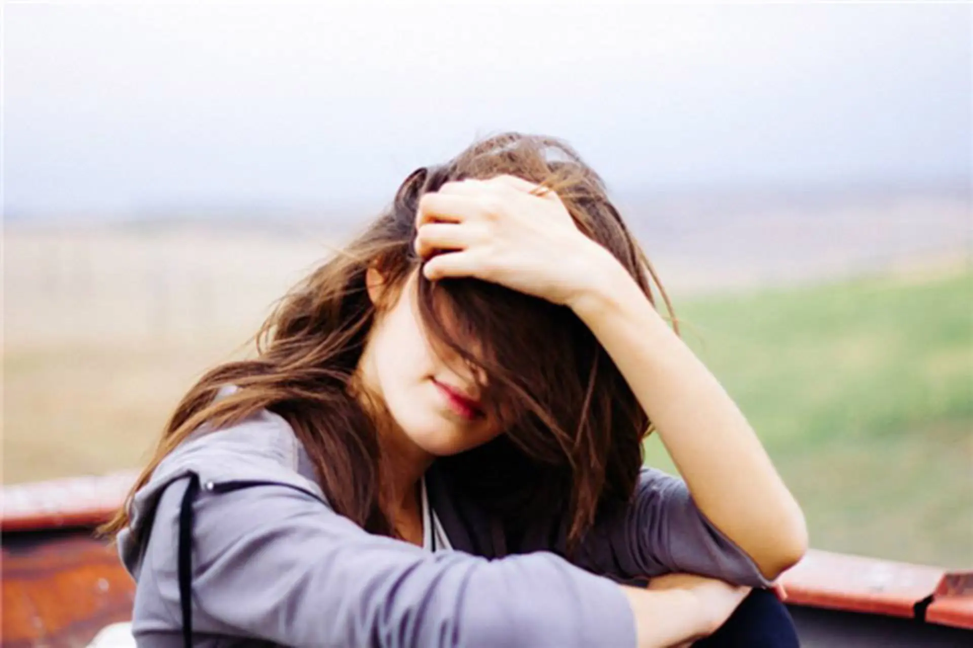 Bất cần là gì? Khám phá ý nghĩa và ứng dụng của lối sống bất cần trong cuộc sống hiện đại