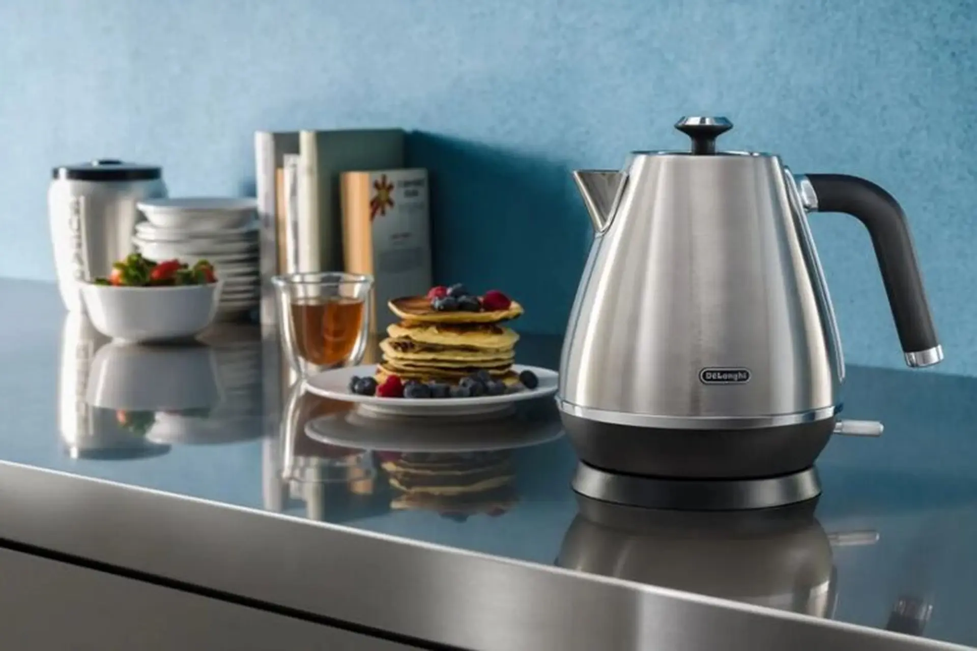 Bình đun siêu tốc DeLonghi có tốt không, có nên mua không? Đánh giá chi tiết bình đun siêu tốc DeLonghi
