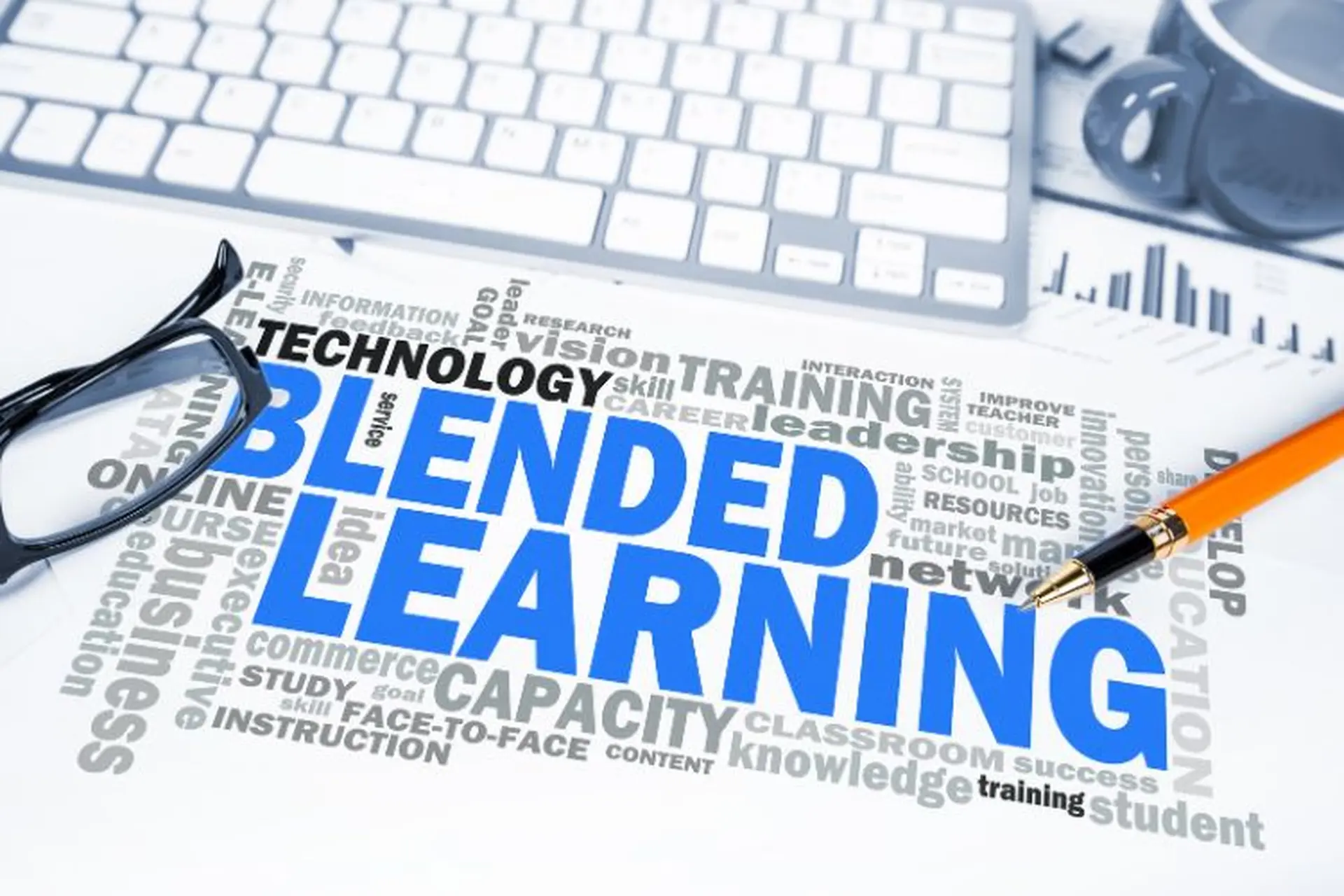 Blended learning là gì? Tìm hiểu 7 mô hình blended learning phổ biến hiện nay