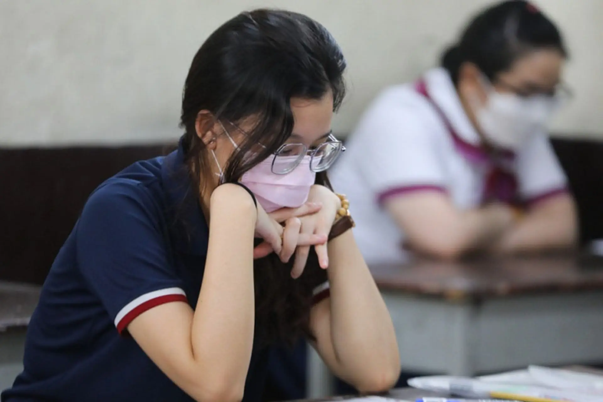 Bỏ học đại học năm nhất thi lại được không? Giải đáp chi tiết và những điều cần cân nhắc