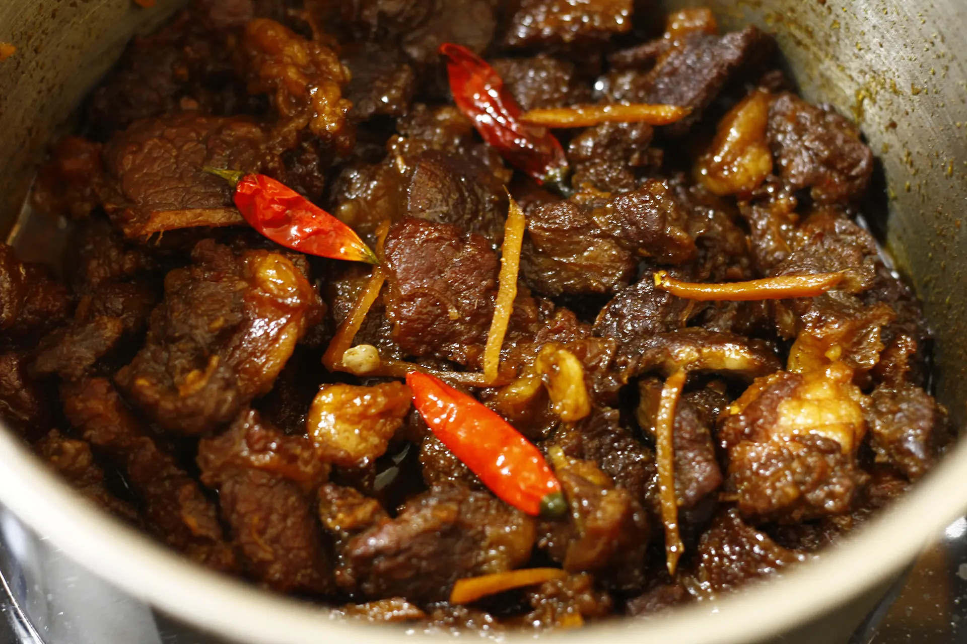 Bỏ túi 2 cách làm bò kho gừng kiểu Bắc thơm mềm, đậm đà, ăn hao cơm ngày lạnh