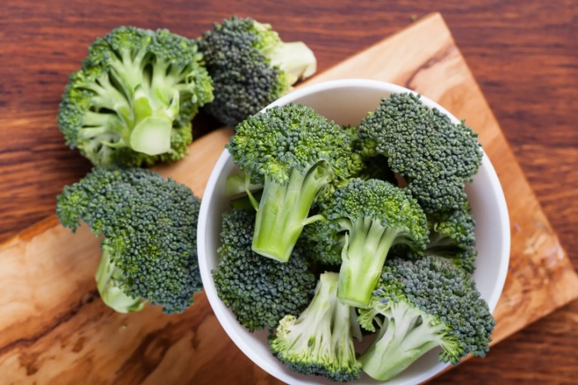 Tìm hiểu về bông cải xanh và những công dụng tuyệt vời đối với sức khỏe, gợi ý mẹo hay khi chế biến