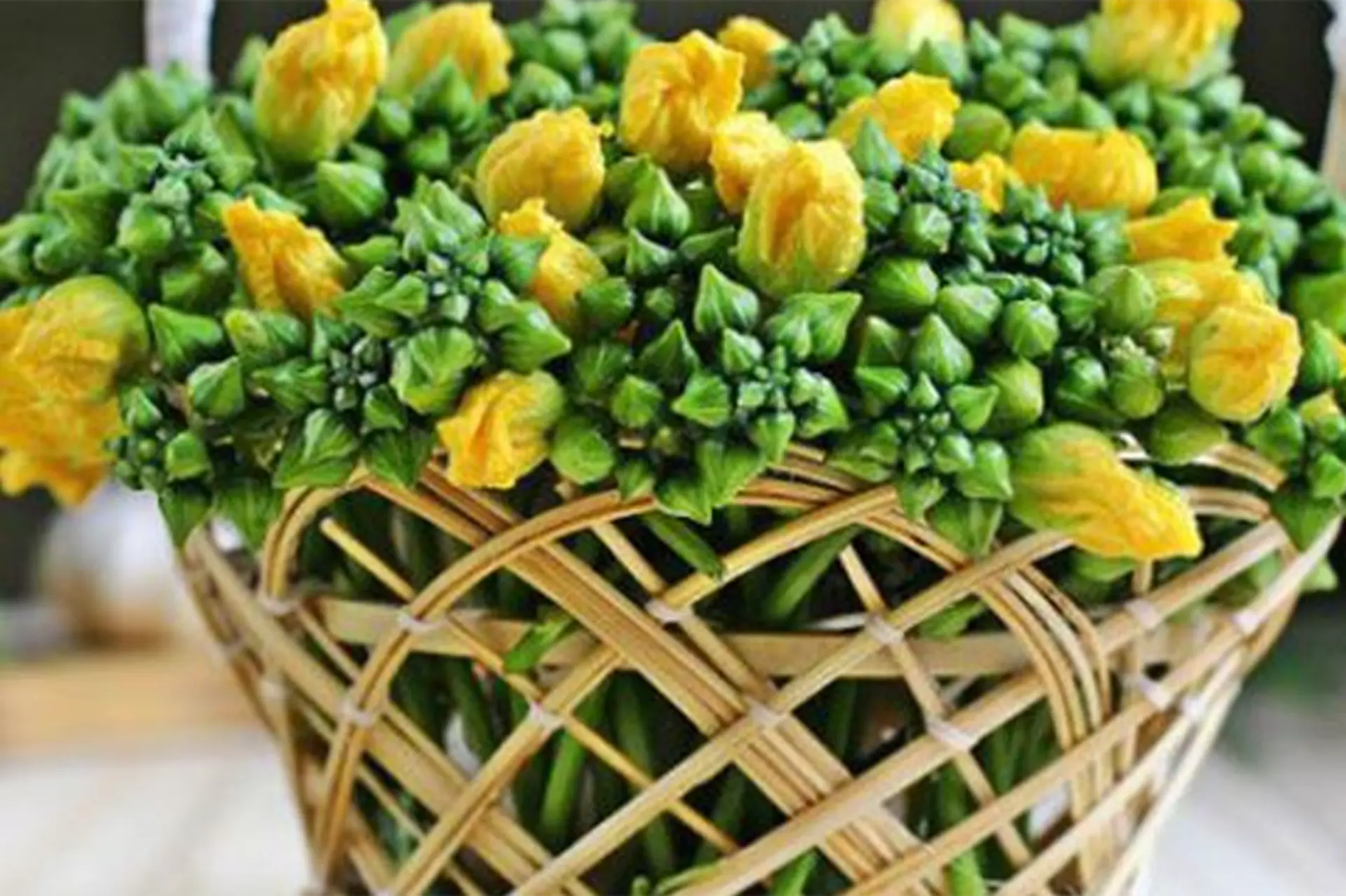 Bông mướp: Món quà dân dã từ giàn mướp, giàu dưỡng chất, thanh mát, tốt cho sức khỏe và dễ chế biến