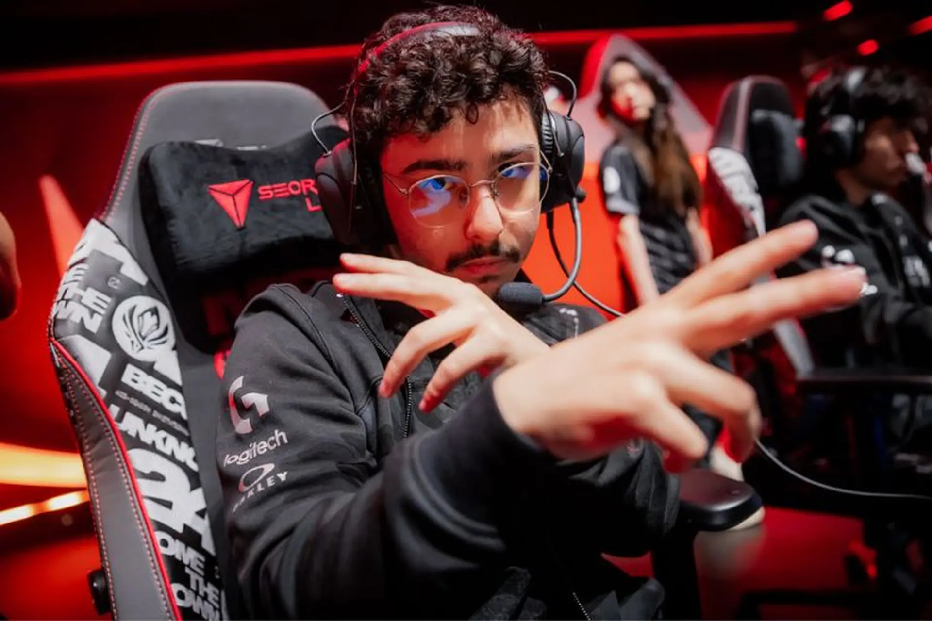 BrokenBlade LoL là ai? Từ đấu sĩ đường trên đến biểu tượng mới của G2 Esports