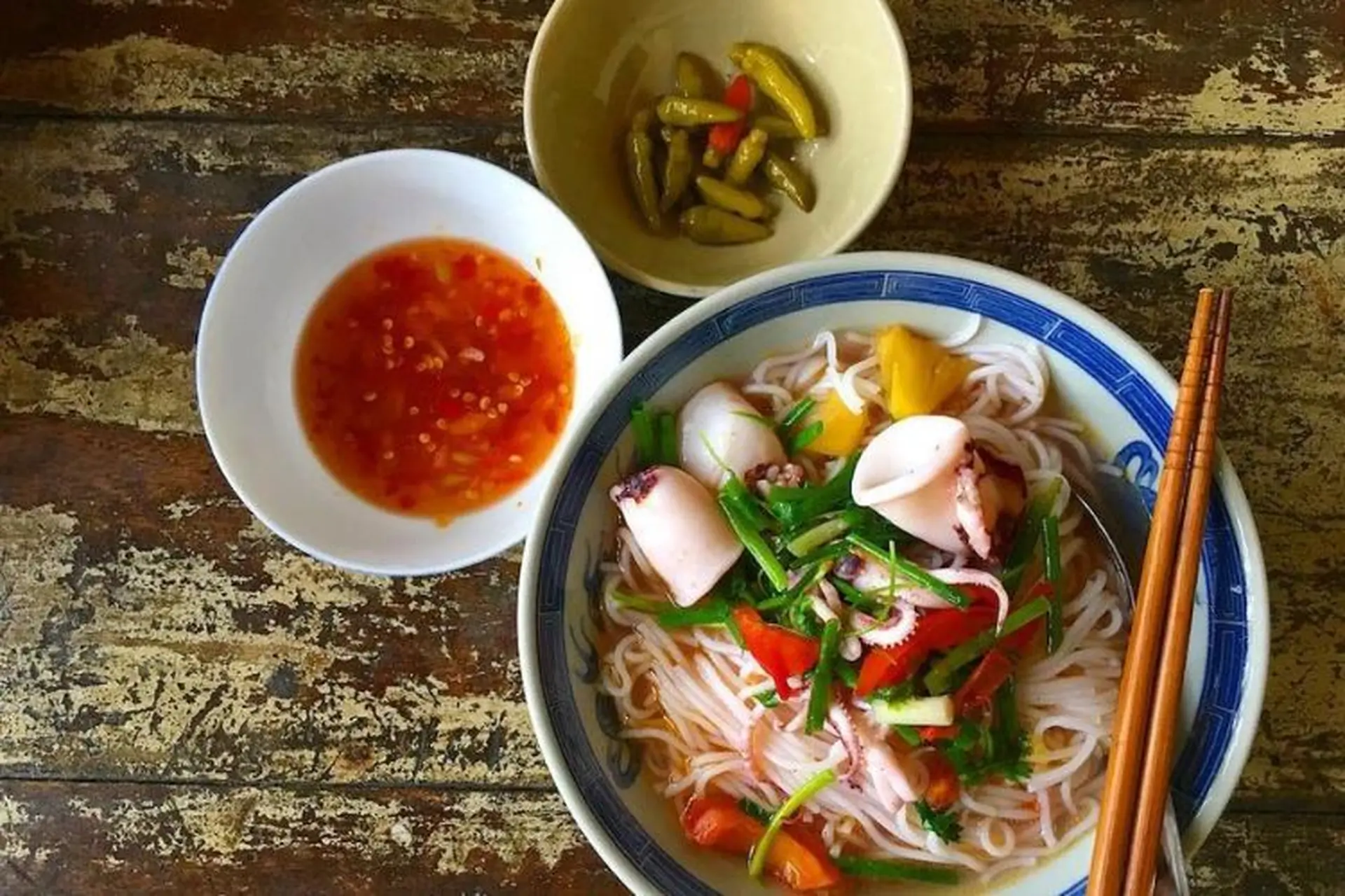 Bún mực Phú Yên: Cách chế biến đơn giản nhưng mang đậm hương vị biển cả trong từng tô bún