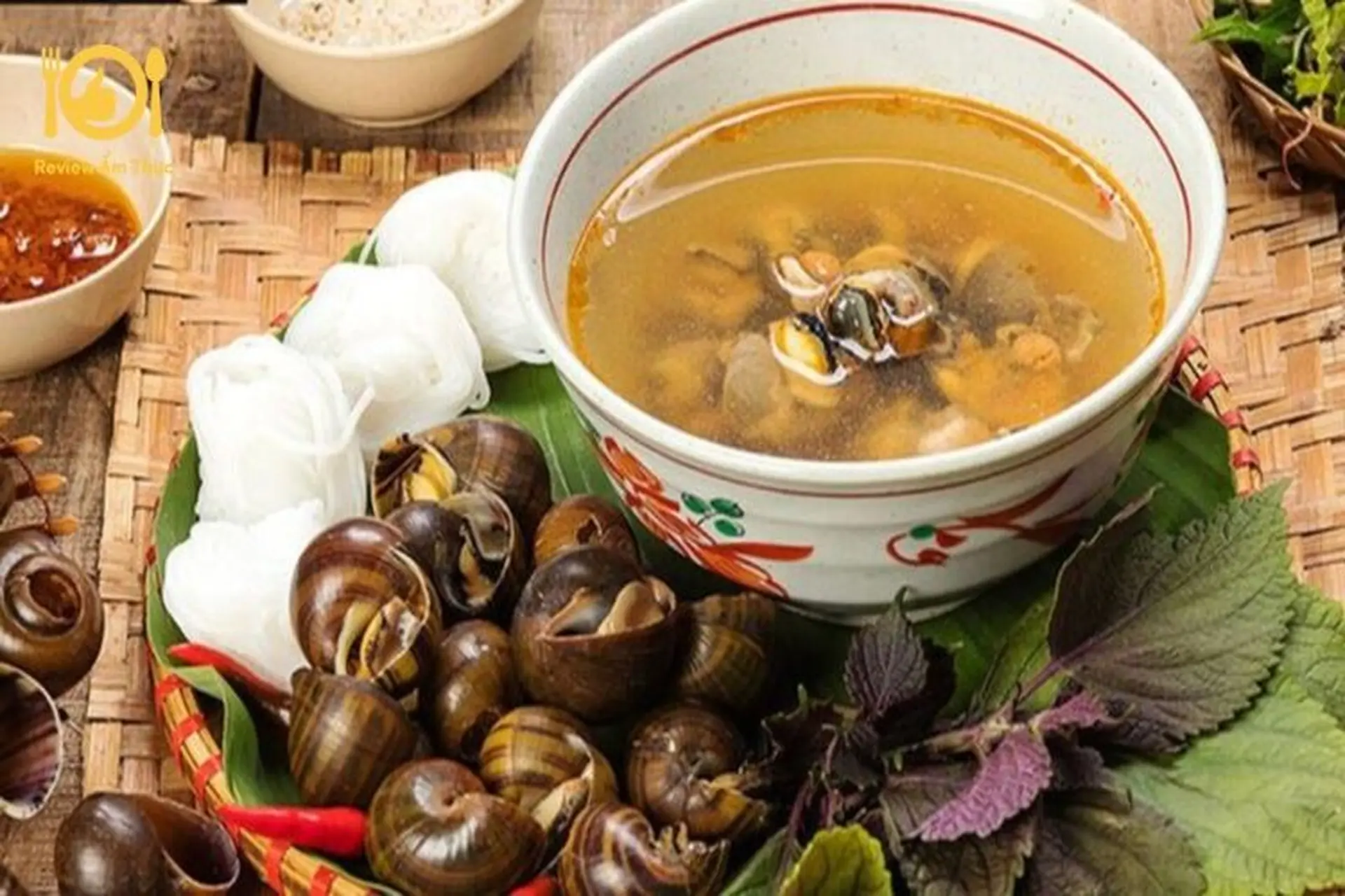 Khám phá 10 quán bún ốc nguội Hà Nội chất lượng, thu hút thực khách từ khắp nơi