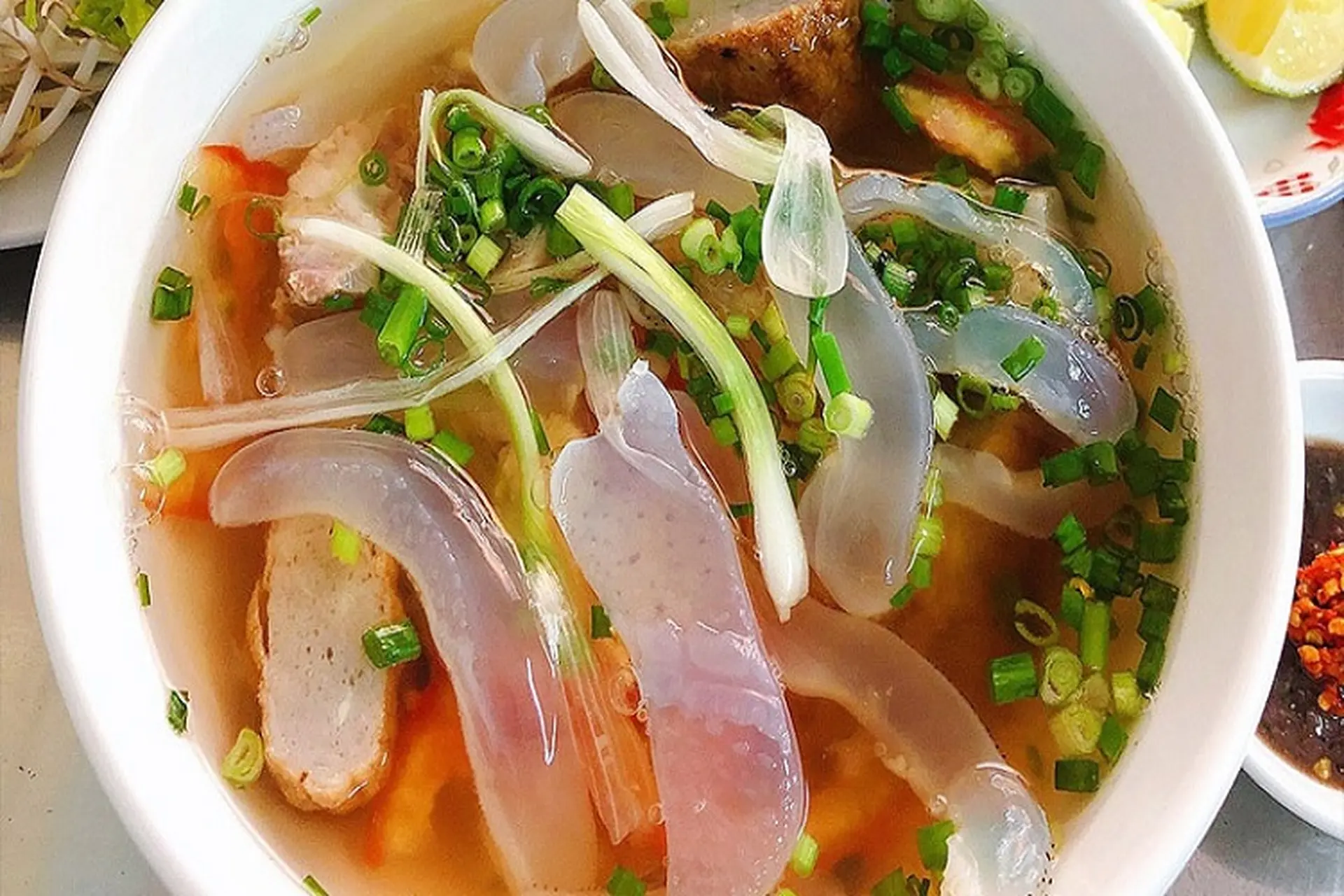 Bún sứa​ Nha Trang - Món ăn độc đáo, mang đậm hương vị biển cả, ăn là ghiền