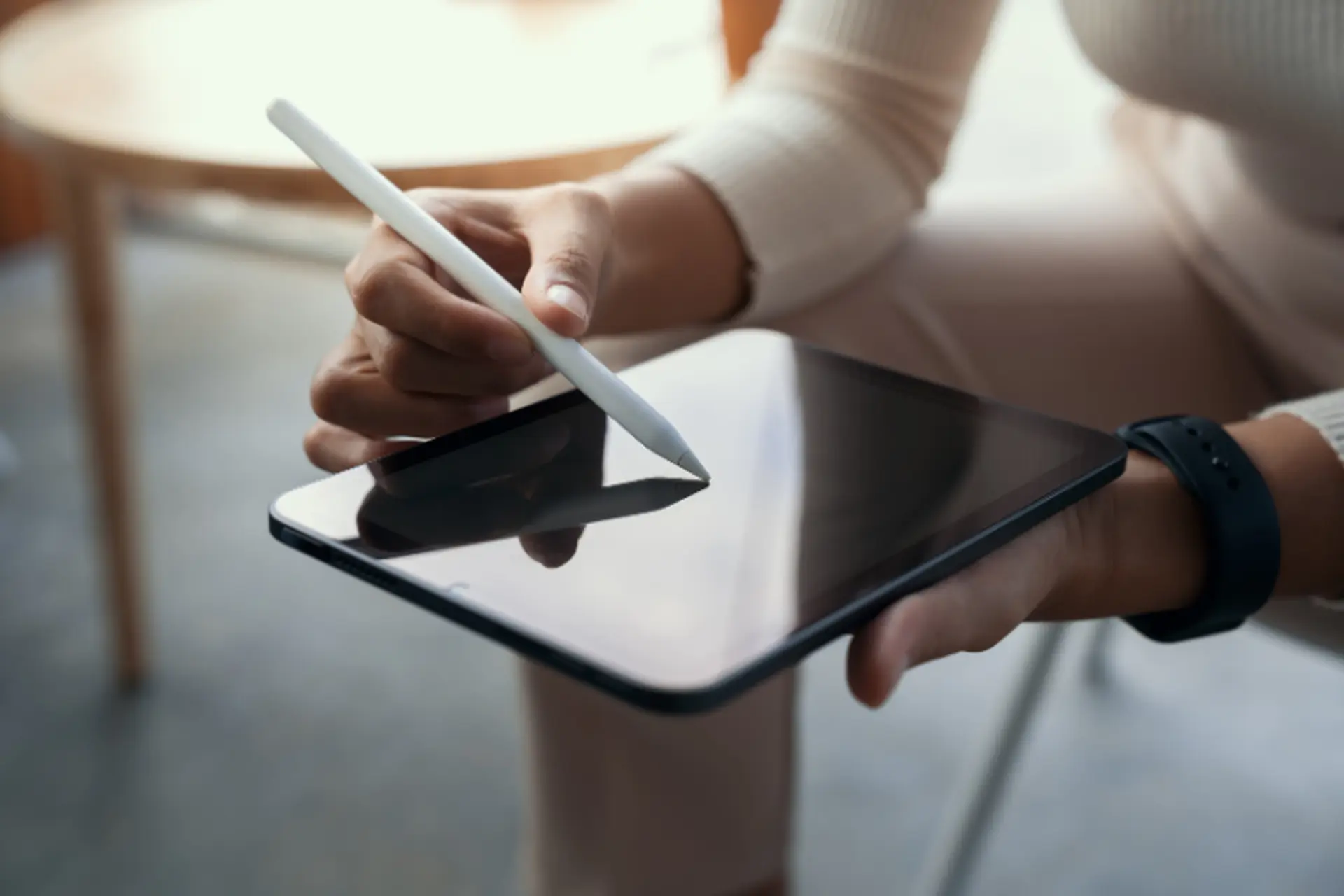 Hướng dẫn chọn mua bút cảm ứng cho iPad: Tiêu chí, TOP 7 sản phẩm chất lượng và lưu ý khi sử dụng