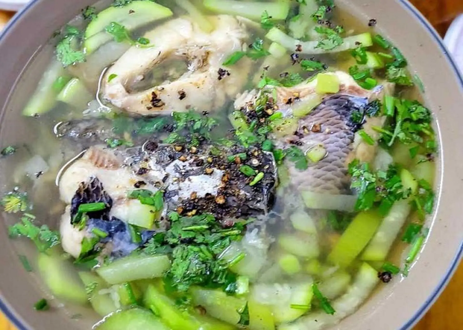 Học cách nấu canh cá bầu đơn giản, thơm ngon và giải nhiệt hiệu quả cho cơ thể