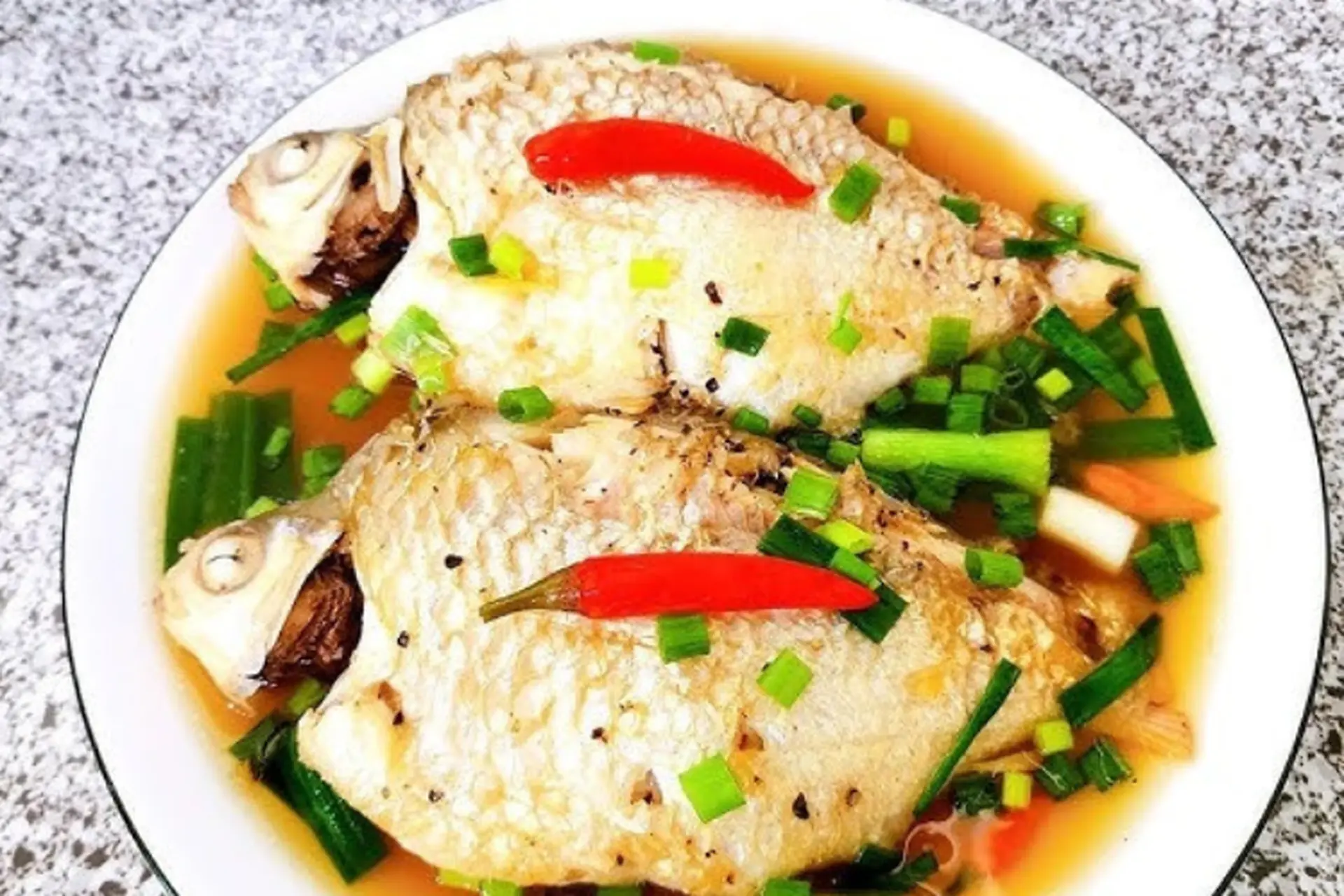 Mách bạn 3 công thức cá he kho lạt dân dã, thơm ngon, đơn giản chuẩn vị miền Tây