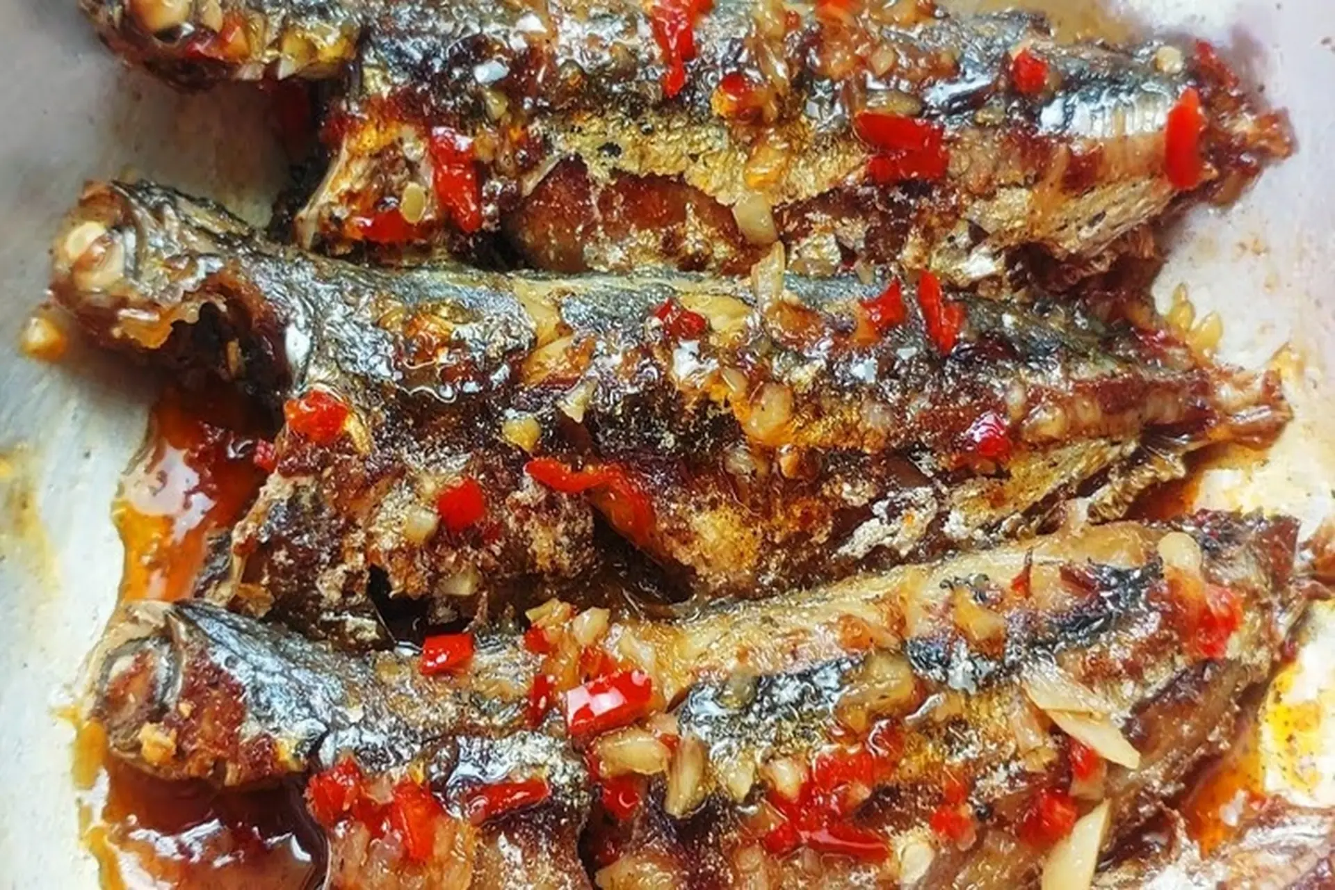 Hướng dẫn cách làm cá nục chiên mắm tỏi thơm ngon, đậm đà, giòn rụm, cực bắt cơm