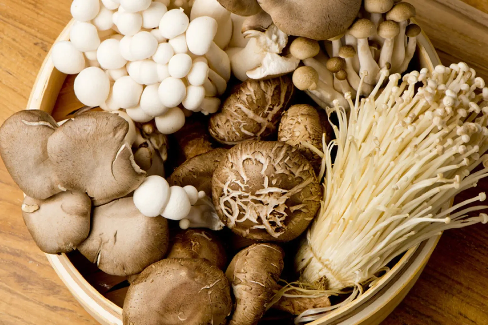 Tổng hợp các loại nấm ăn lẩu vô cùng thơm ngon, bổ dưỡng ai cũng nên thử một lần