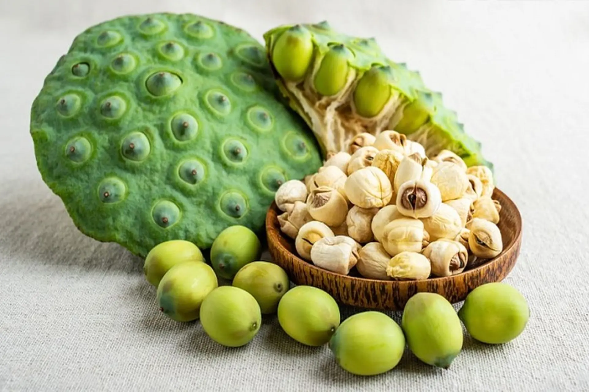 Vận Chuyển Hạt Sen Tết Từ Việt Nam Đi Canada – Gửi Trọn Hương Vị Quê Nhà