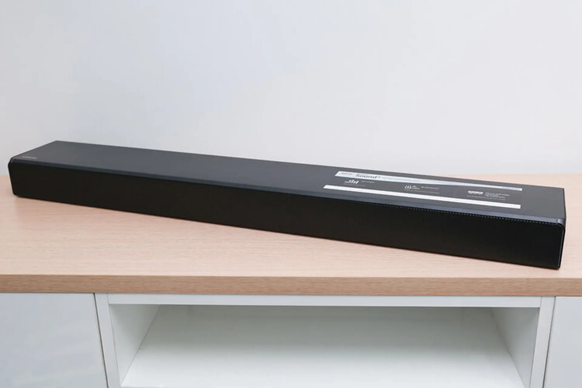 Hướng dẫn chi tiết cách chỉnh loa soundbar Samsung cho âm thanh sắc nét nhất