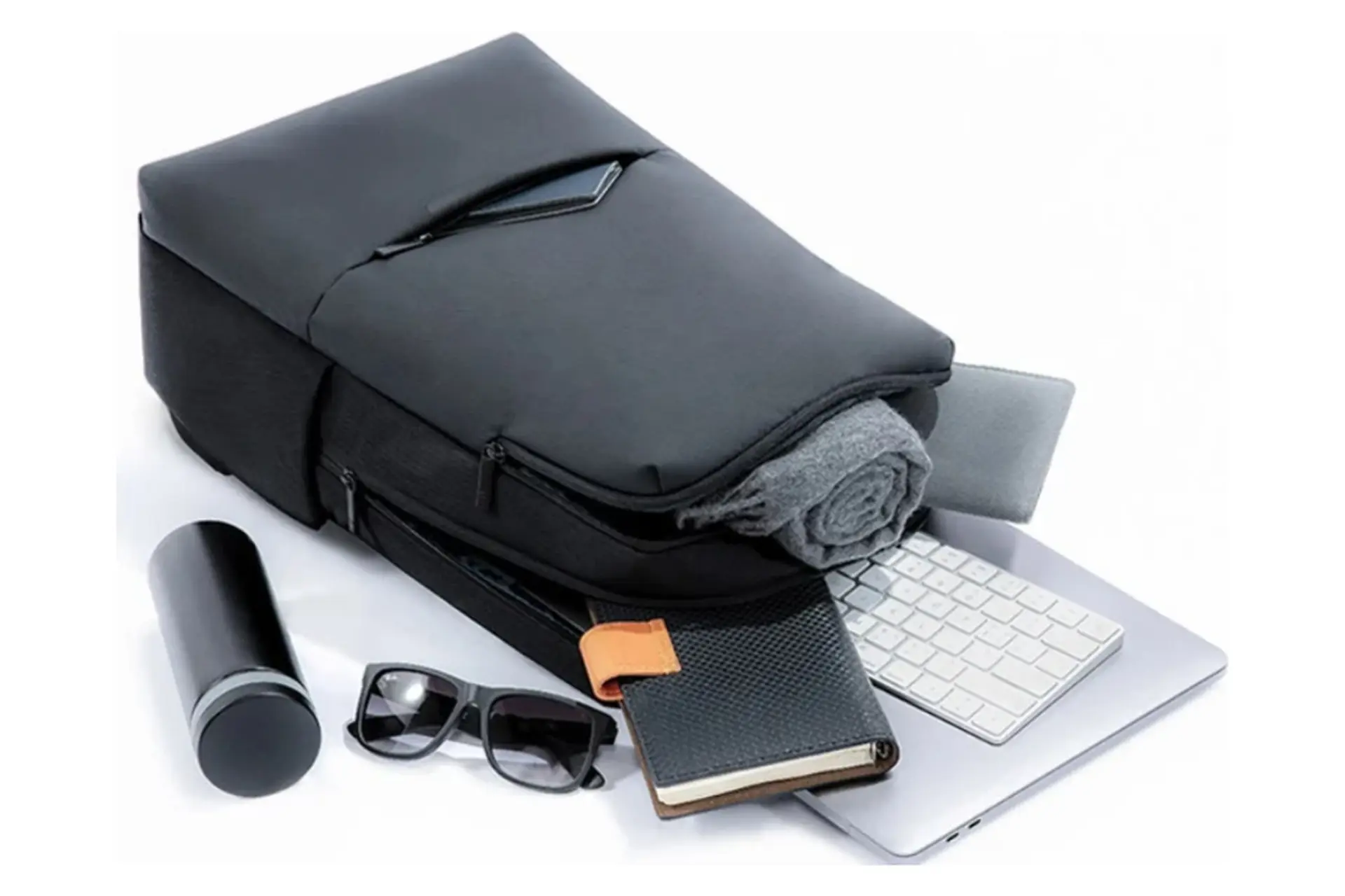 Cách chọn balo laptop vừa vặn, chống sốc tốt và phù hợp nhu cầu sử dụng hằng ngày